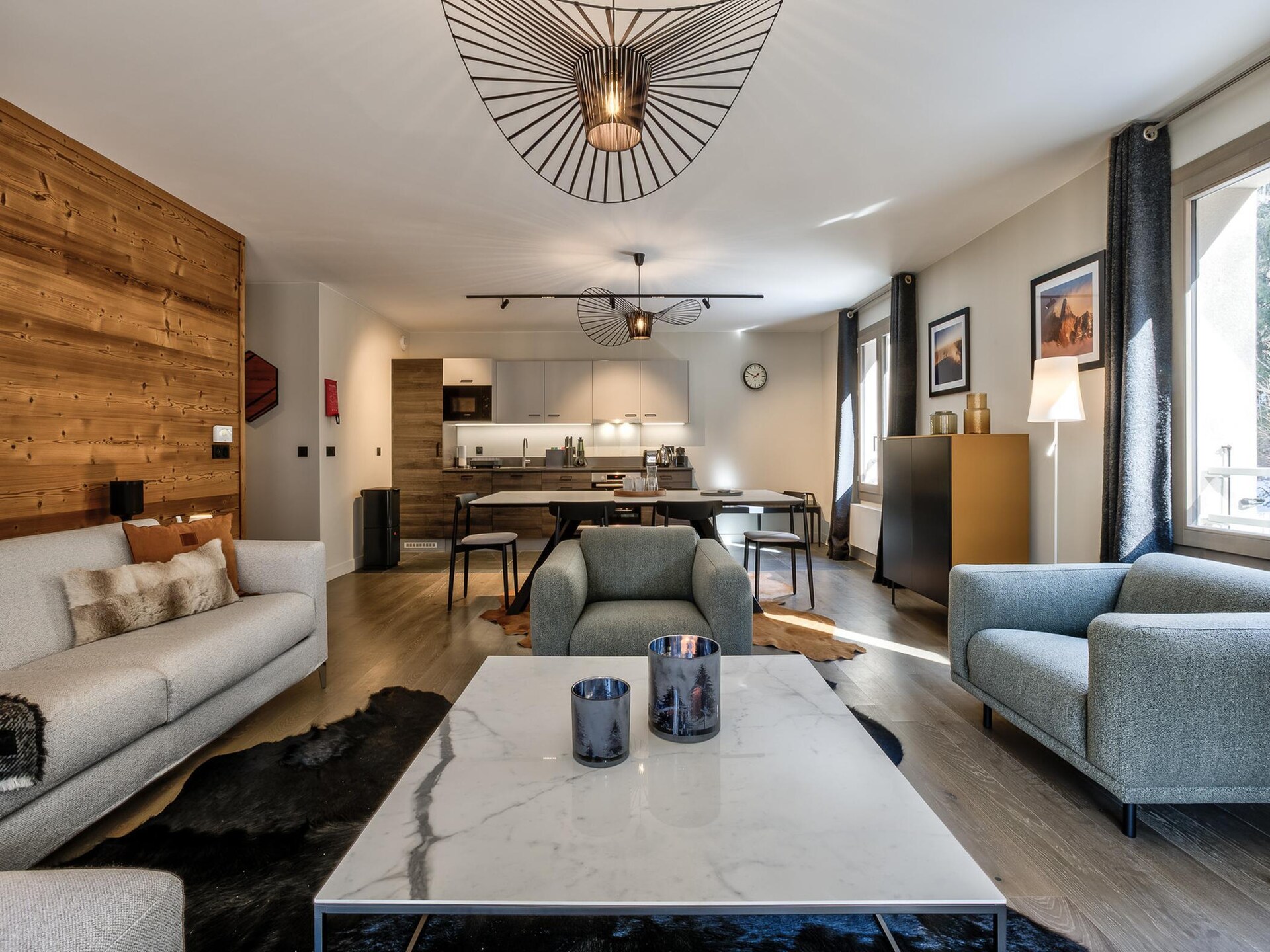 Stijlvol appartement met balkon en uitzicht op de Mont Blanc, vlakbij het centrum - foto 6