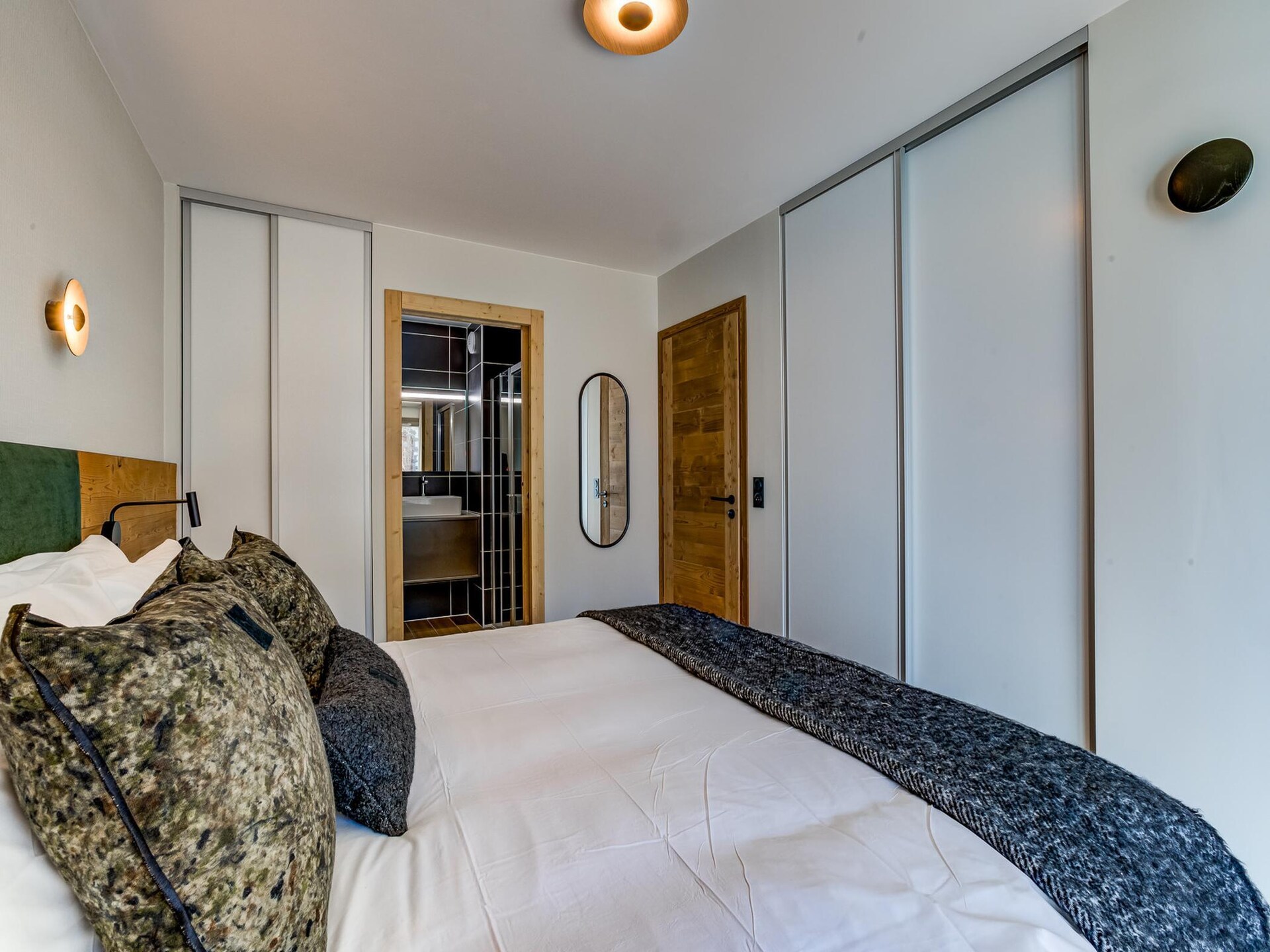 Stijlvol appartement met balkon en uitzicht op de Mont Blanc, vlakbij het centrum - foto 12