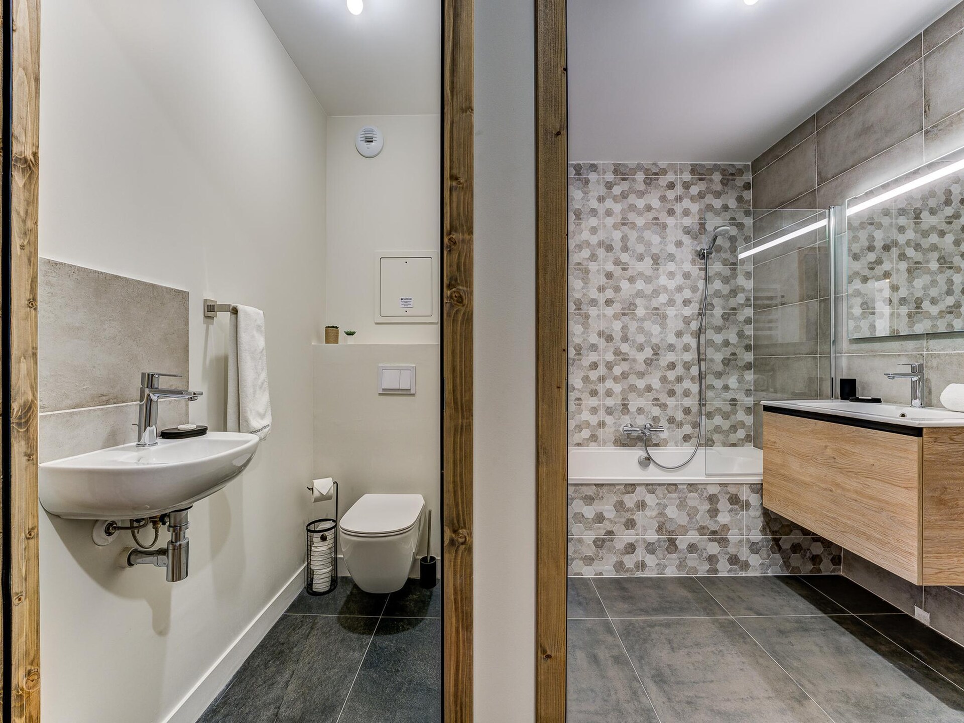 White Pearl A04: Luxe appartement in hartje Chamonix met ski-in comfort - foto 16