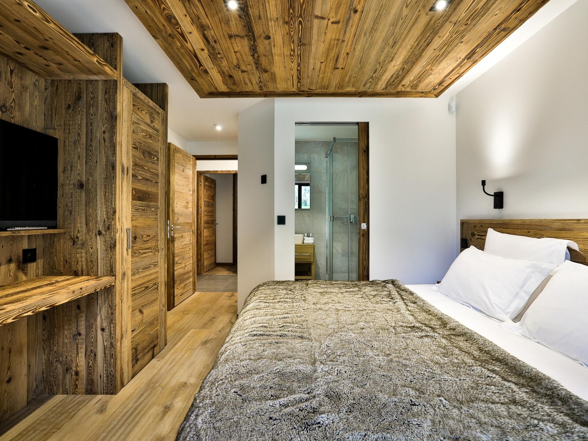 Chalet Black Stone: Luxe aan de golfbaan met privézwembad, 10 meter van de piste - foto 17