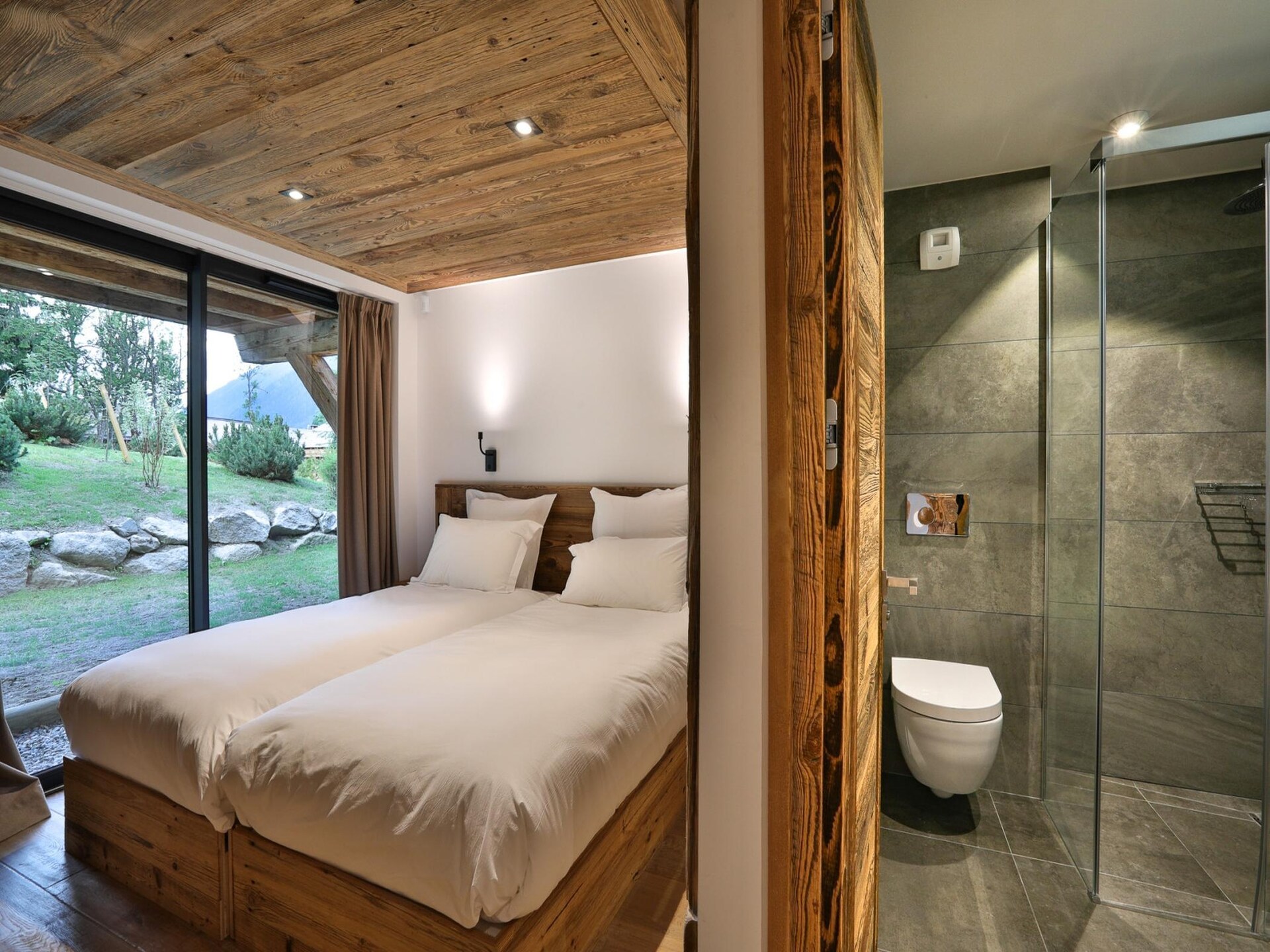 Chalet Black Stone: Luxe aan de golfbaan met privézwembad, 10 meter van de piste - foto 5