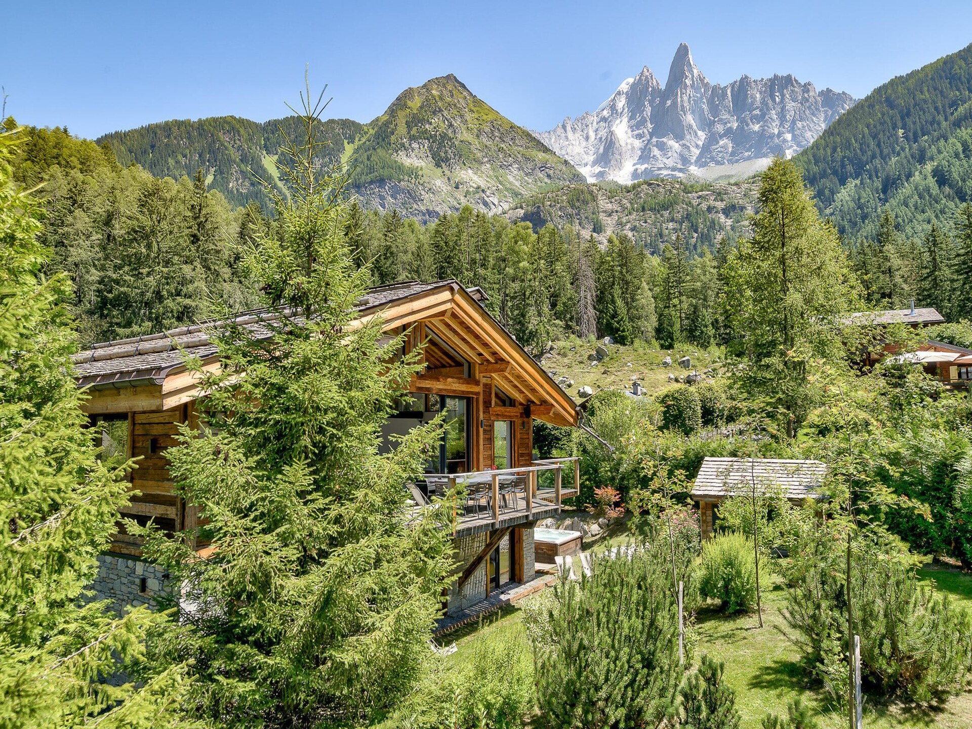 Chalet Black Stone: Luxe aan de golfbaan met privézwembad, 10 meter van de piste - foto 7