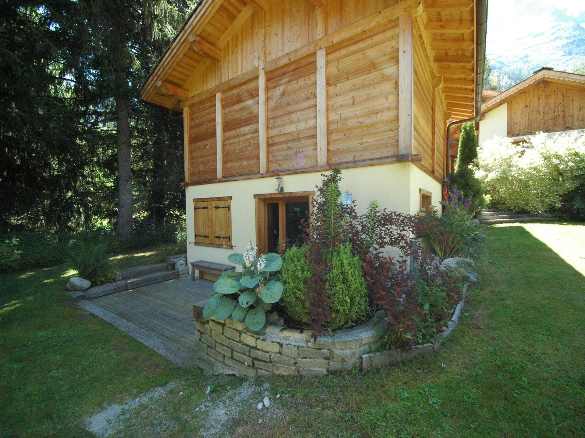 Ruim chalet met Mont Blanc uitzicht, tuin & hot tub in Chamonix - foto 21