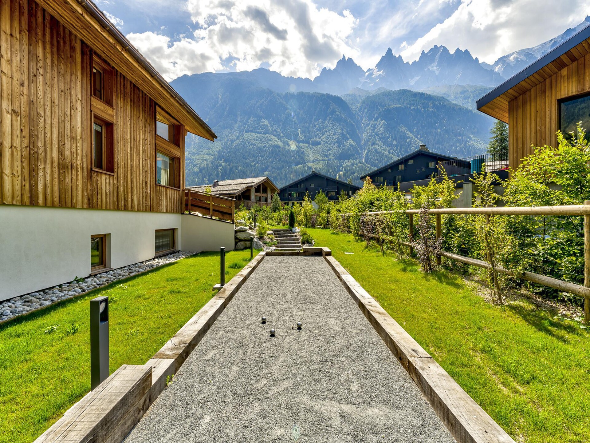 Chalet Trois Soeurs: 6-slaapkamer chalet aan de golfbaan in Chamonix - foto 32