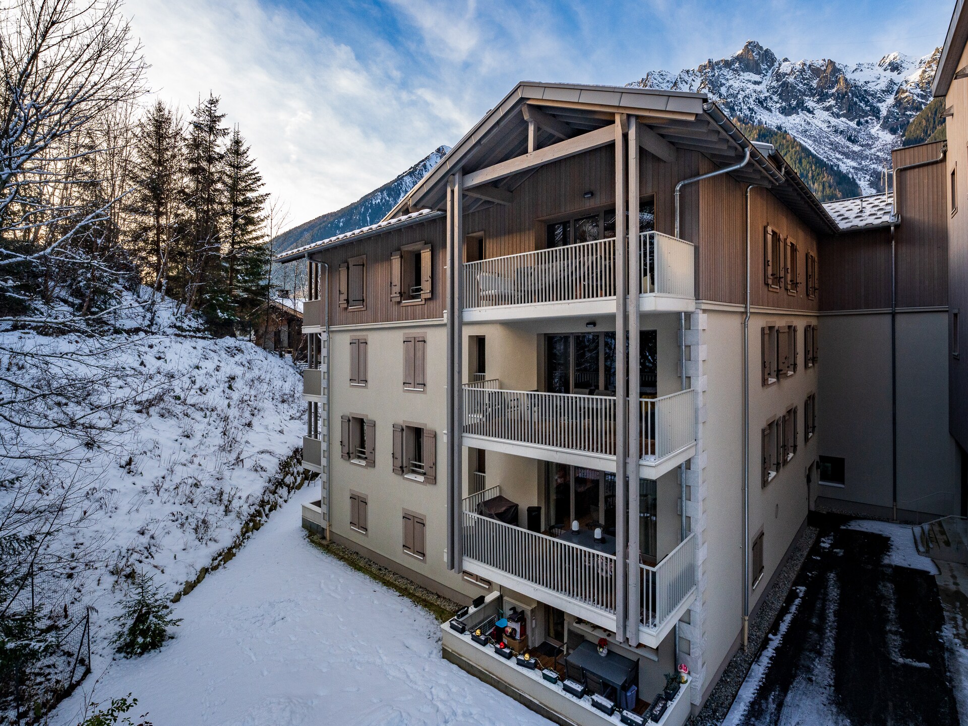 White Pearl A21: Modern 3-slaapkamer appartement in hartje Chamonix - foto 26