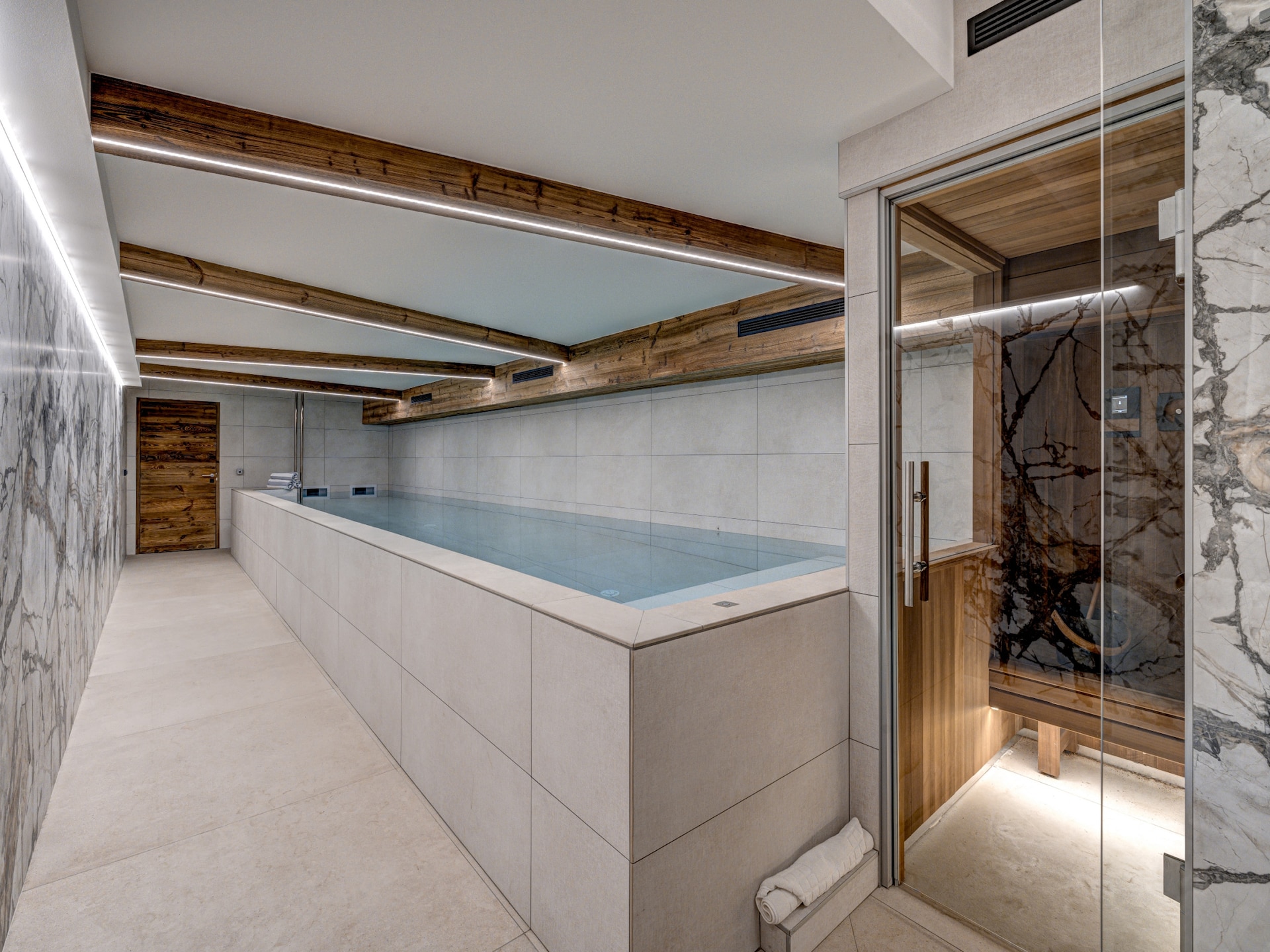 Modern chalet voor 12 personen met privézwembad en sauna nabij Chamonix - foto 7
