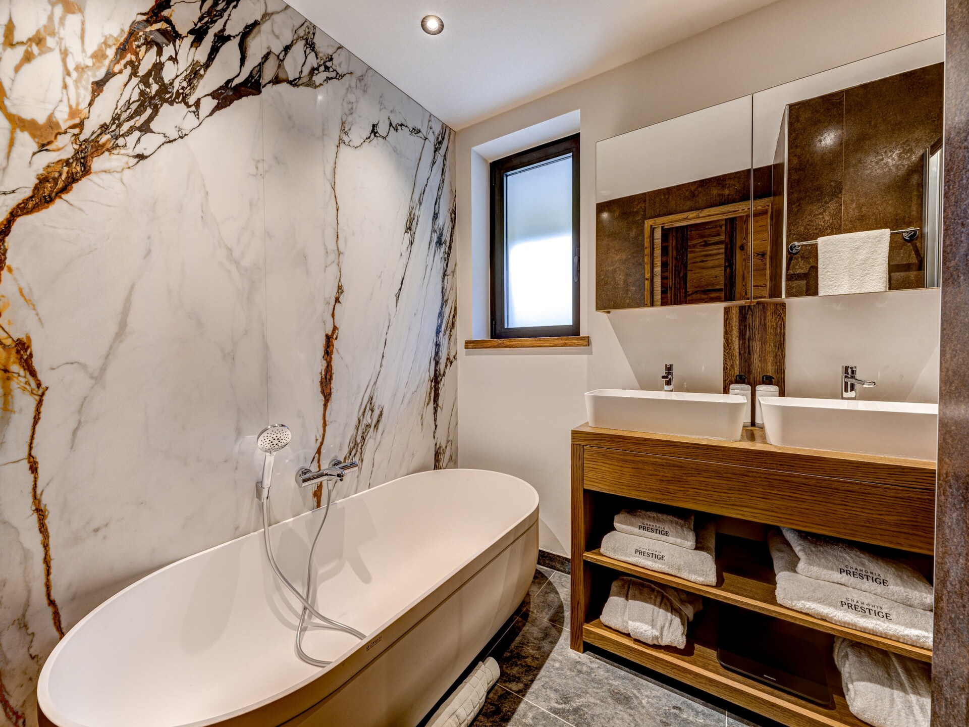 Modern chalet voor 12 personen met privézwembad en sauna nabij Chamonix - foto 36