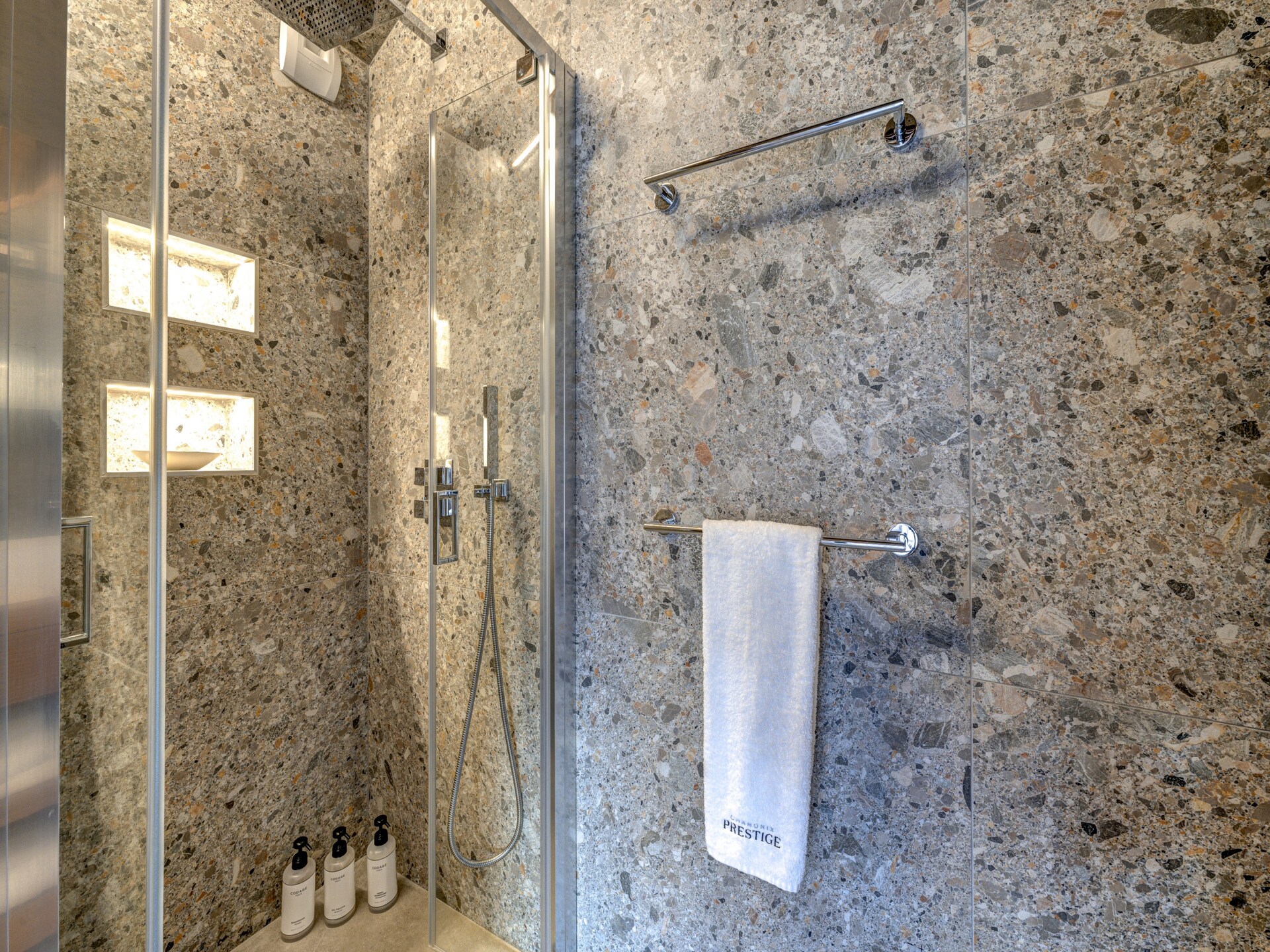 Modern chalet voor 12 personen met privézwembad en sauna nabij Chamonix - foto 37