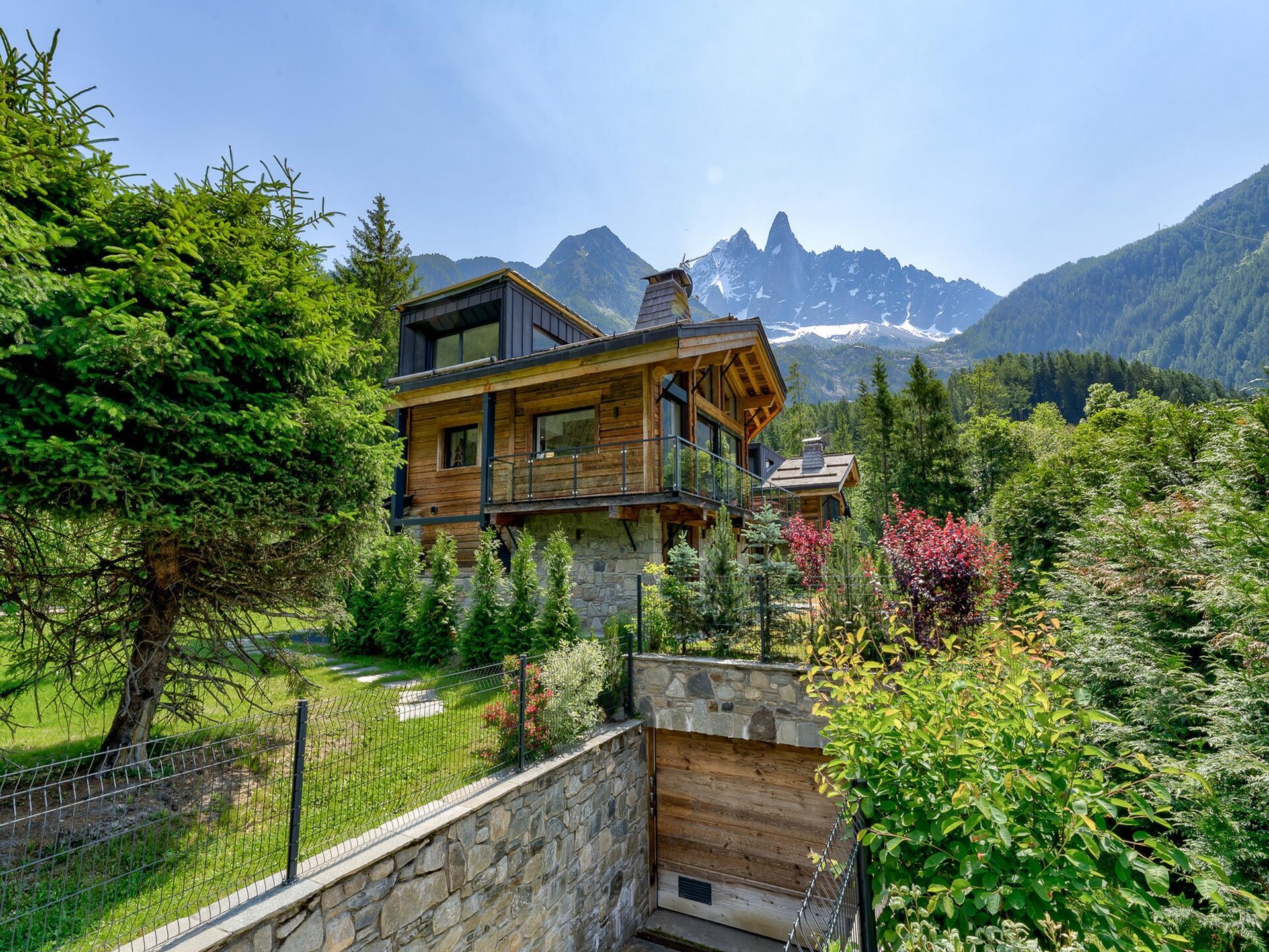 Ruim 12-persoons chalet met sauna, zwembad en uitzicht op de Mont Blanc - foto 9