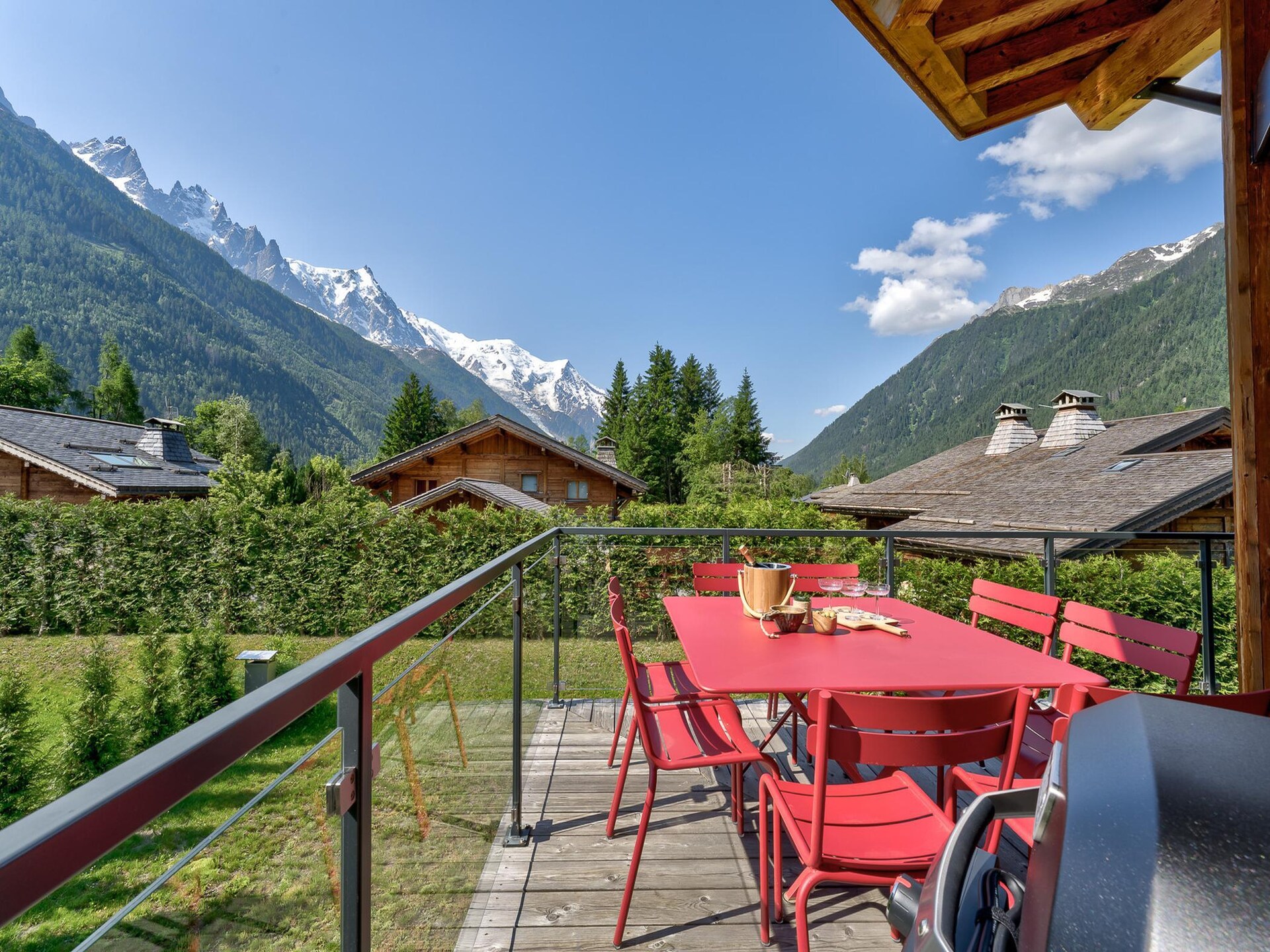Ruim 12-persoons chalet met sauna, zwembad en uitzicht op de Mont Blanc - foto 8