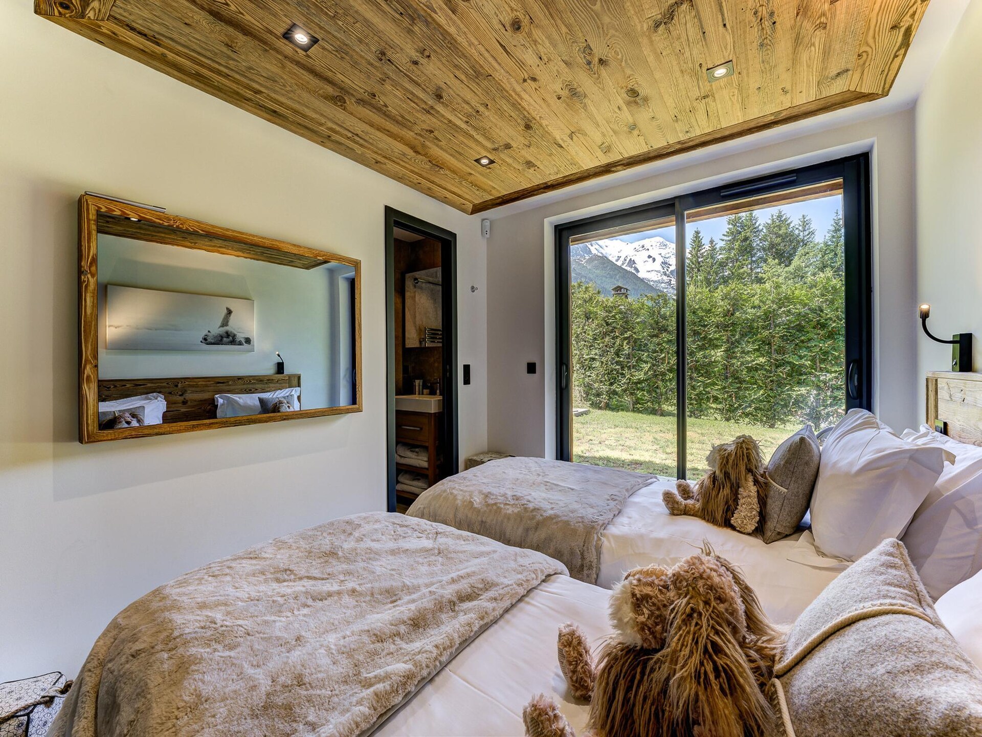 Ruim 12-persoons chalet met sauna, zwembad en uitzicht op de Mont Blanc - foto 27