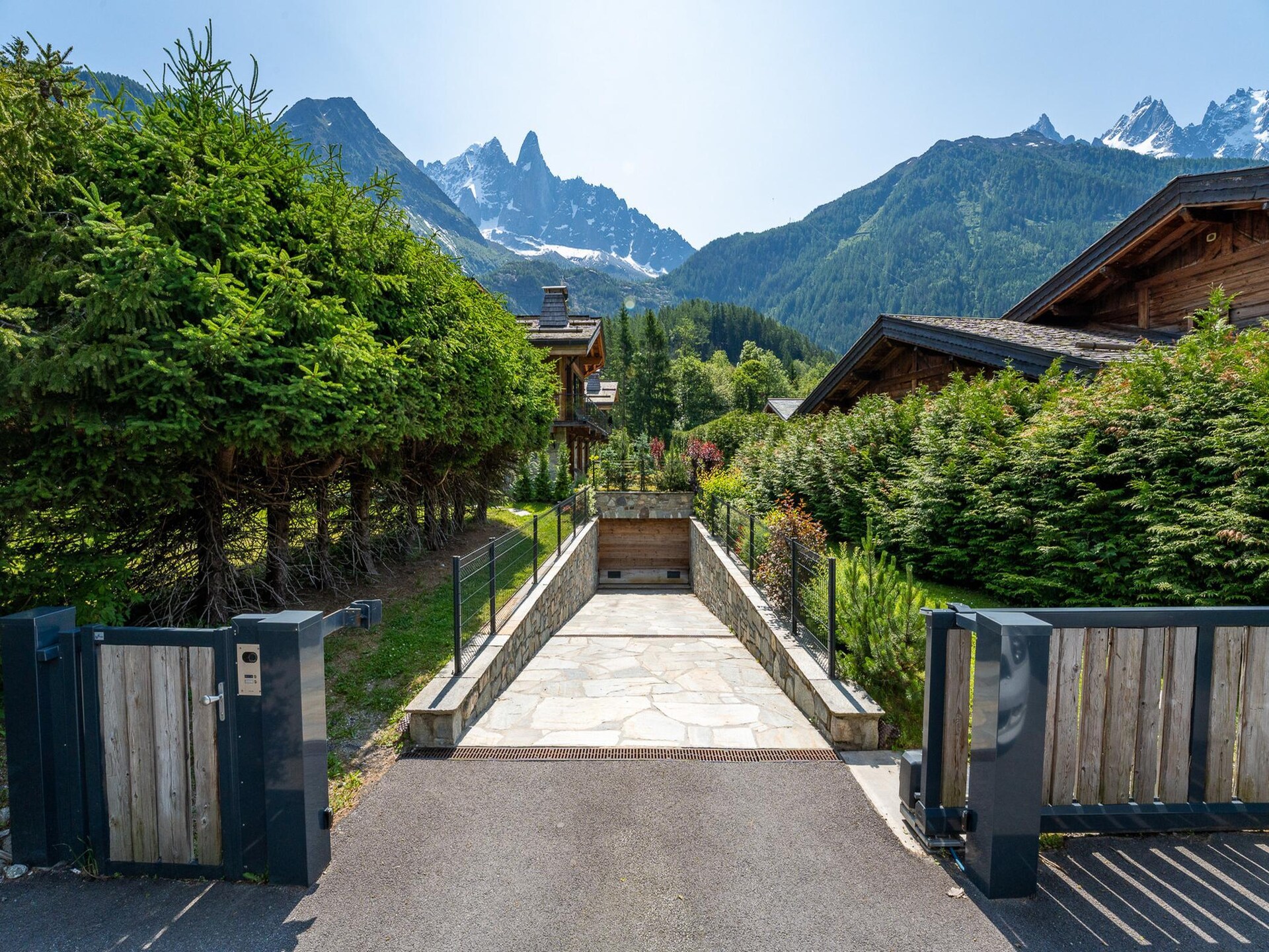 Ruim 12-persoons chalet met sauna, zwembad en uitzicht op de Mont Blanc - foto 12