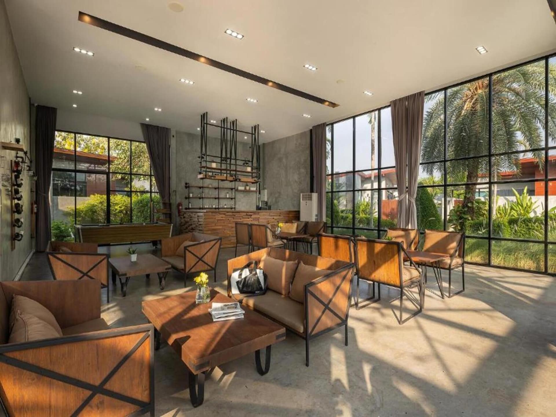 Privé Superior Pool Villa voor 2 in centrum Pattaya - foto 14