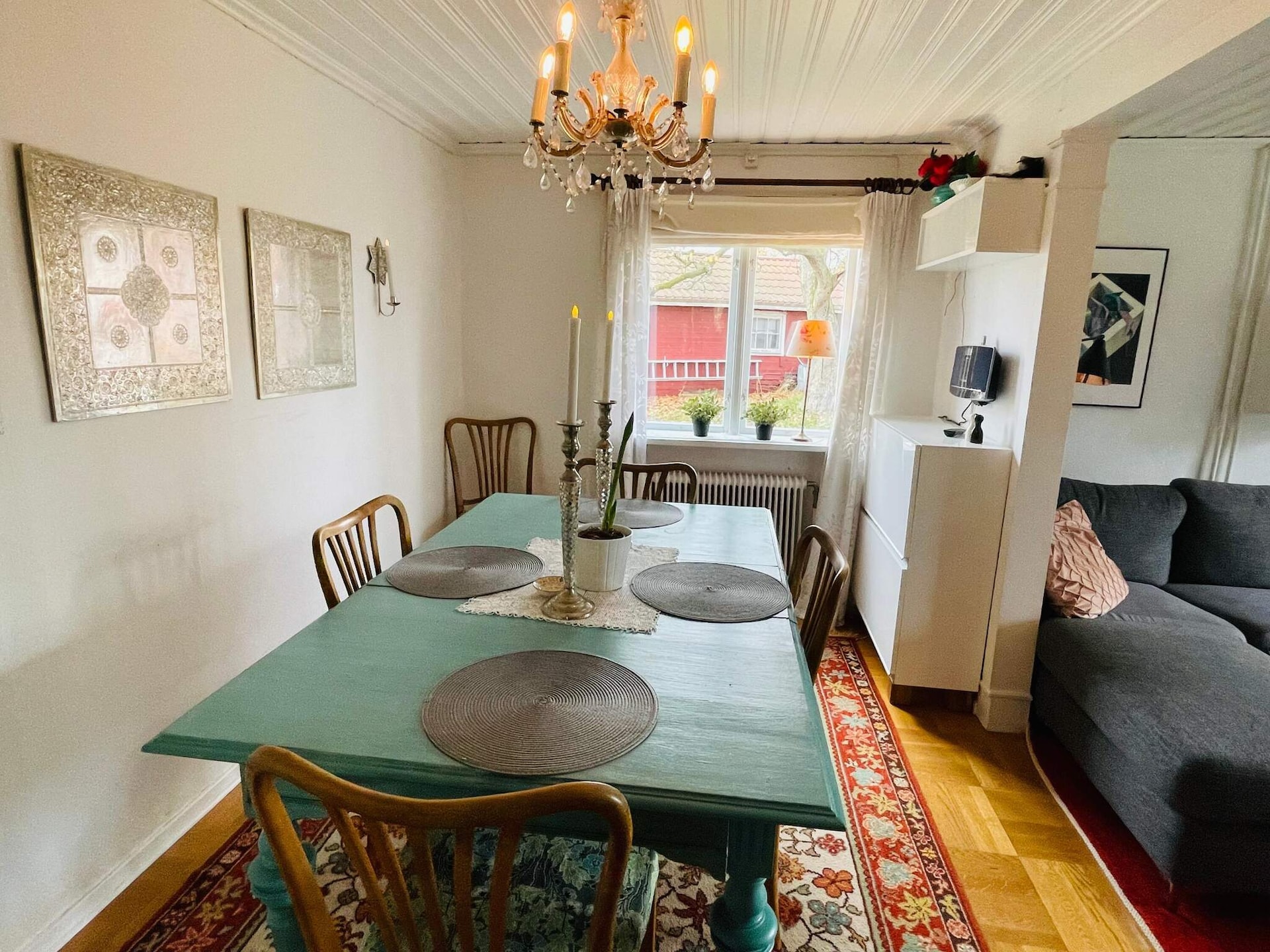 Idyllisch rood vakantiehuis aan de golfbaan bij Tving, Zweden - foto 22