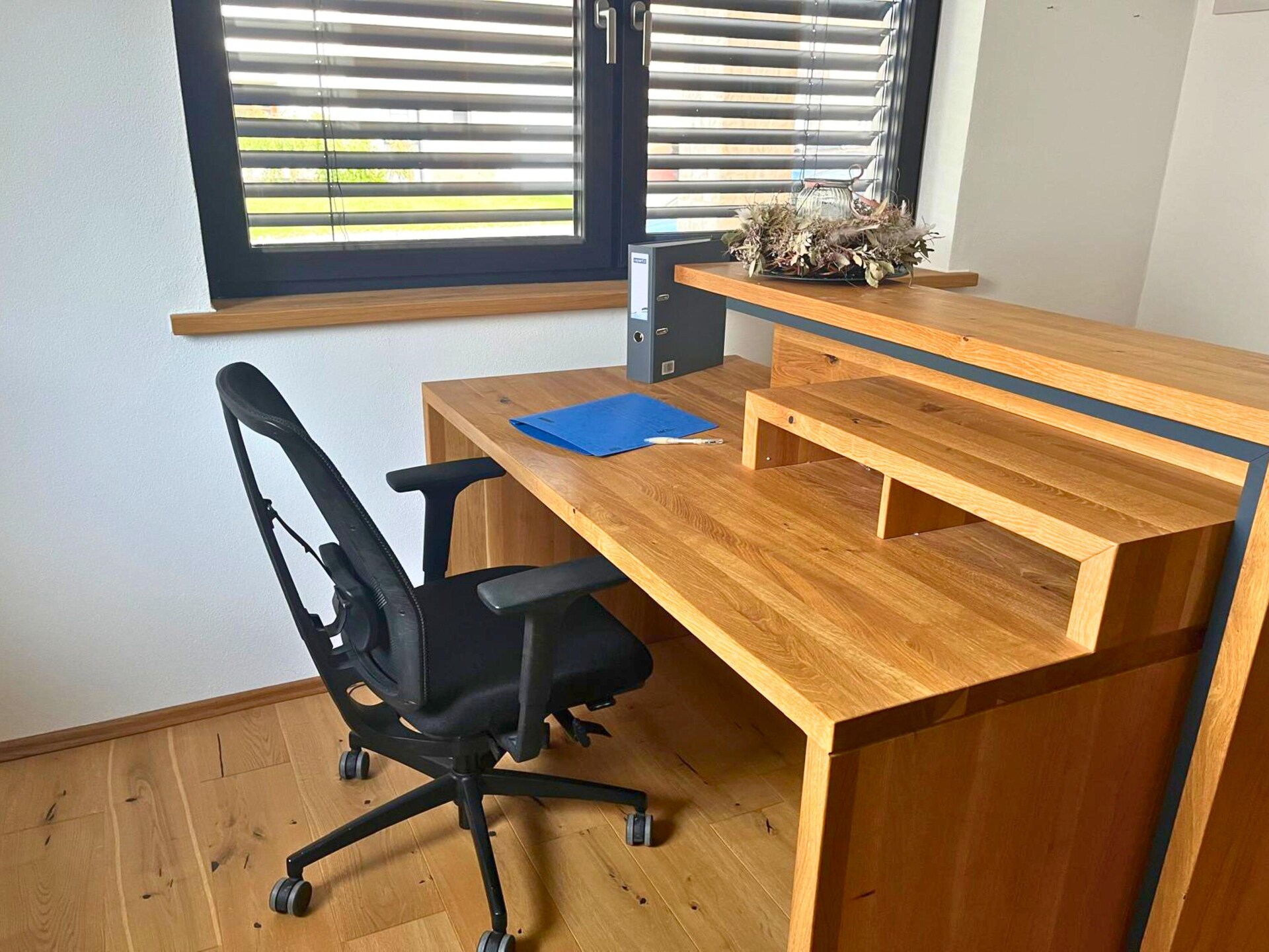 Moderne Eifelvilla met whirlpool, grote tuin en kantoor in Wiesbaum - foto 11