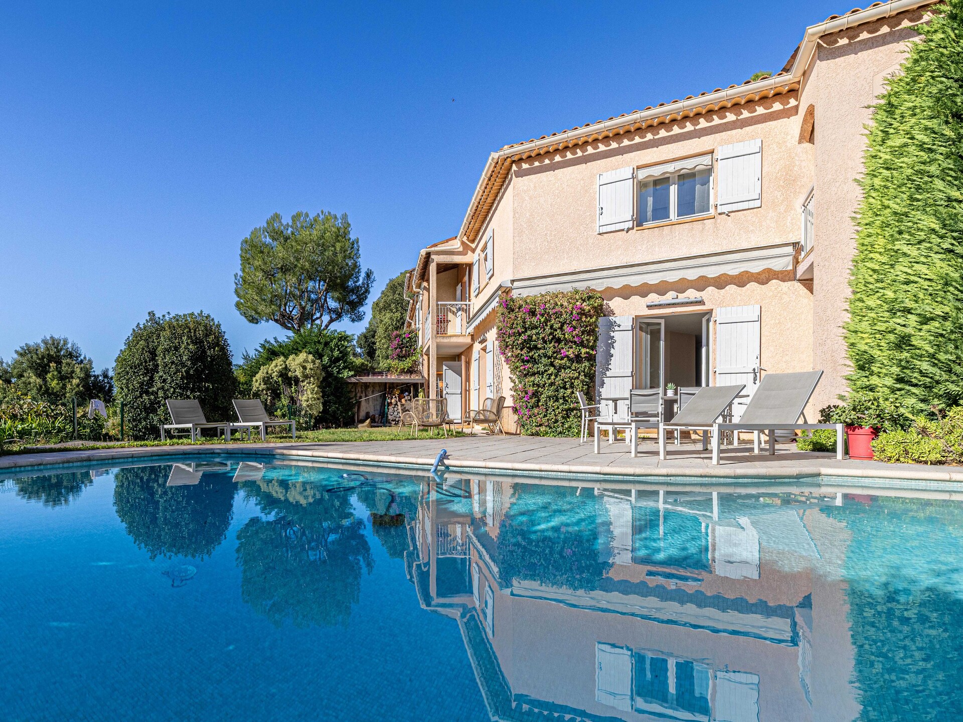Ruim vakantiehuis voor 10 personen nabij Antibes met 9 slaapkamers - foto 25