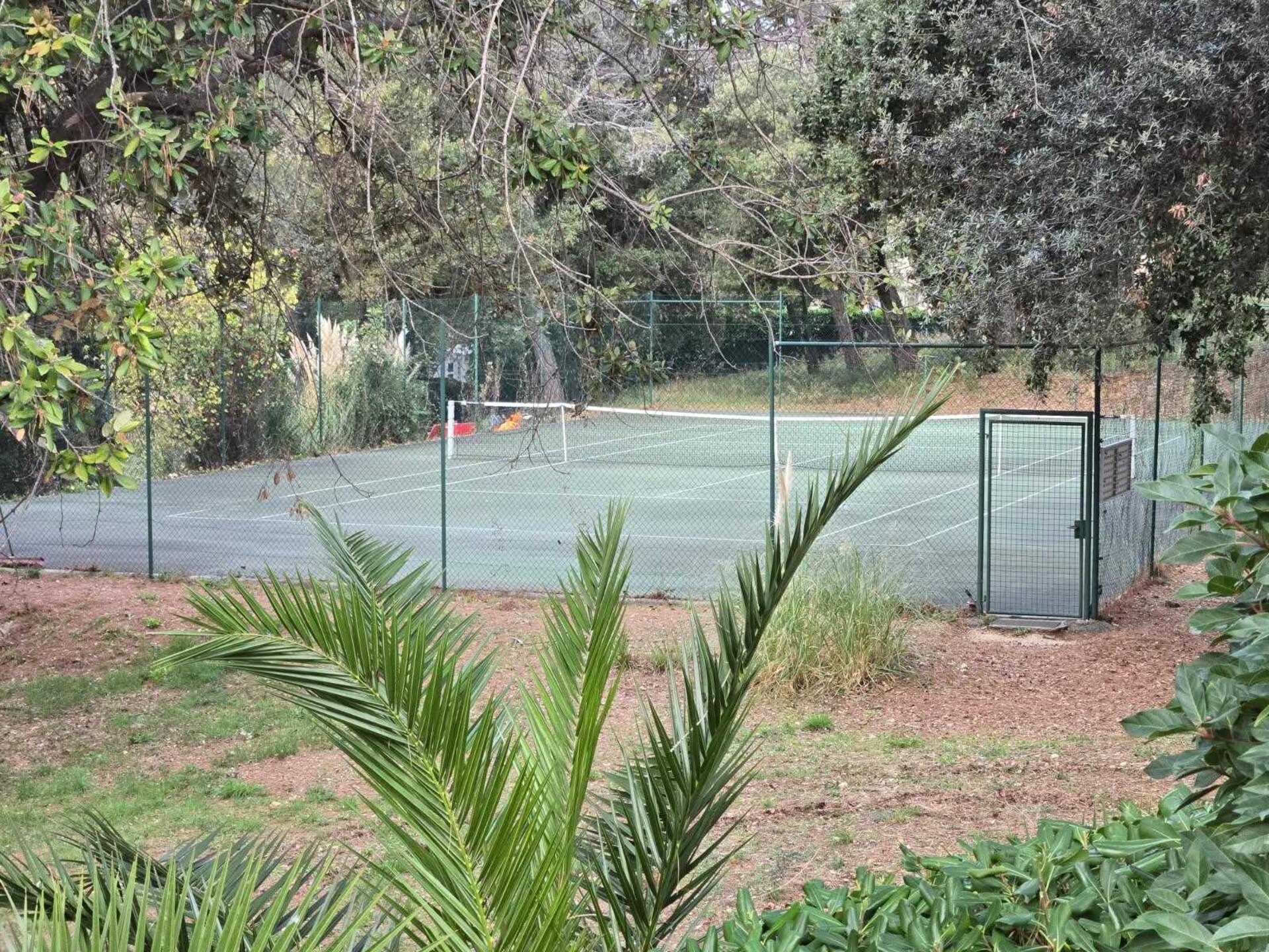 Ruim vakantiehuis voor 10 personen nabij Antibes met 9 slaapkamers - foto 47
