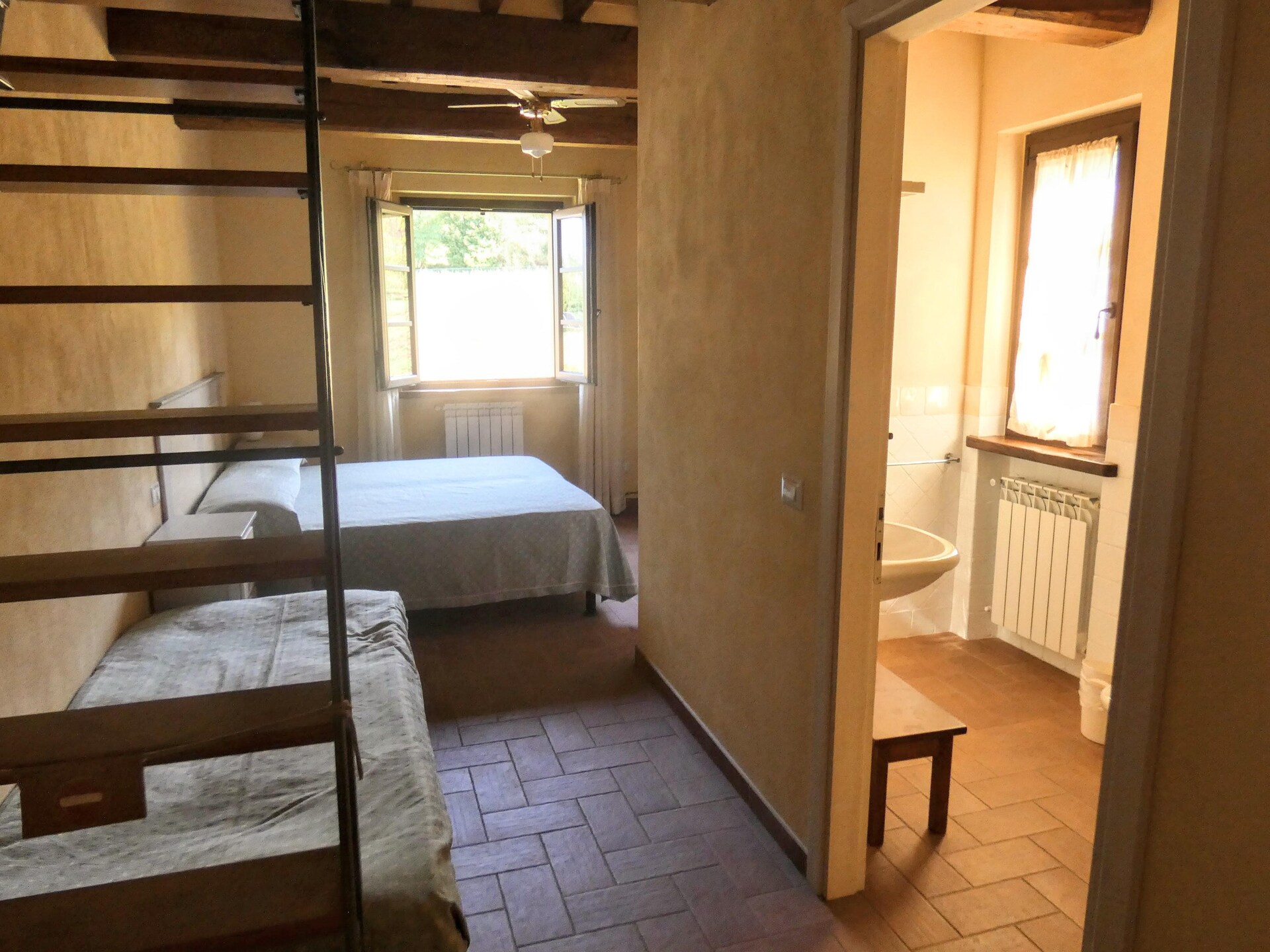 Ruime villa Casale Bonavita in Città di Castello voor 20 personen - foto 35