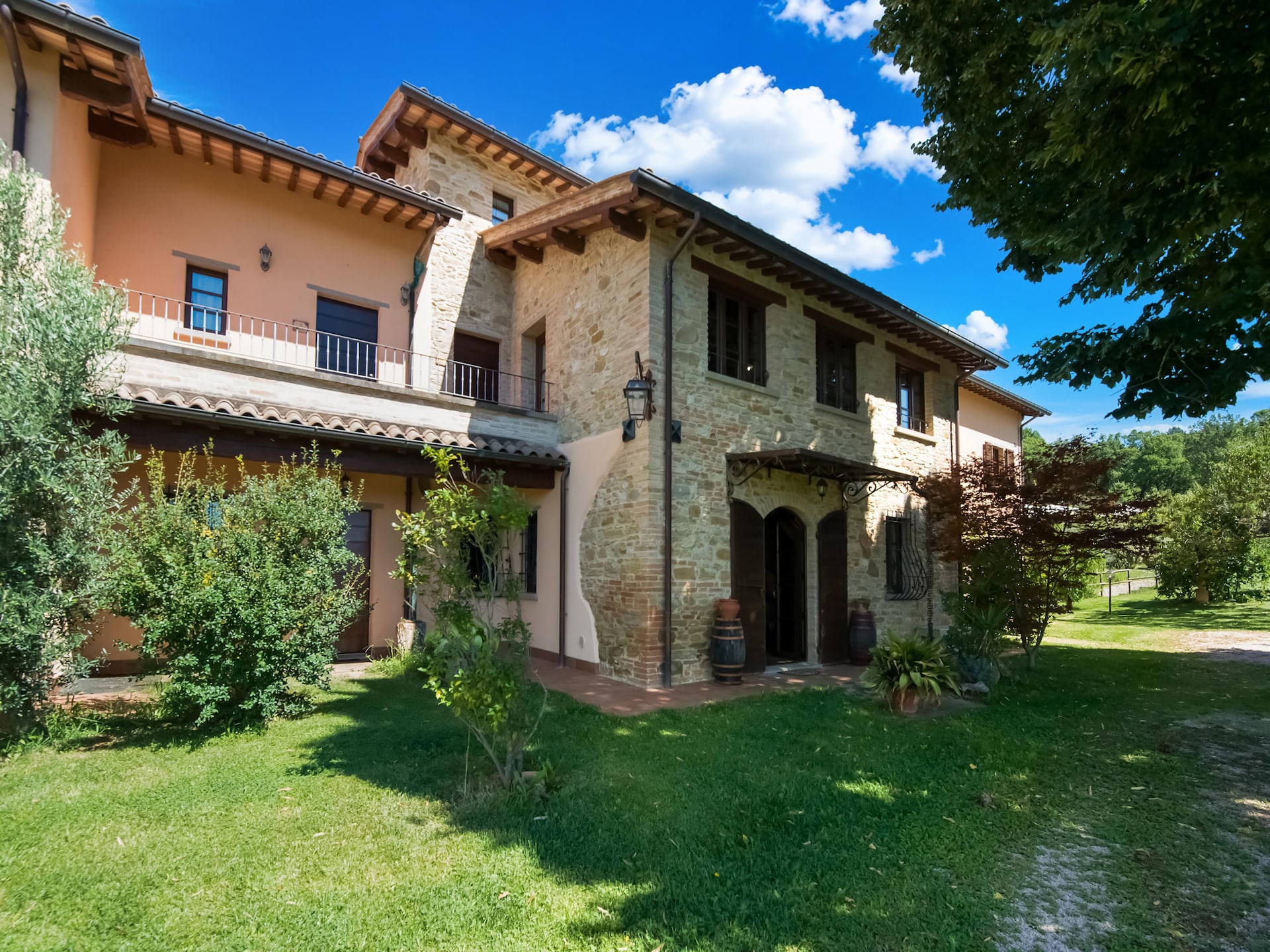 Ruime villa Casale Bonavita in Città di Castello voor 20 personen - foto 1