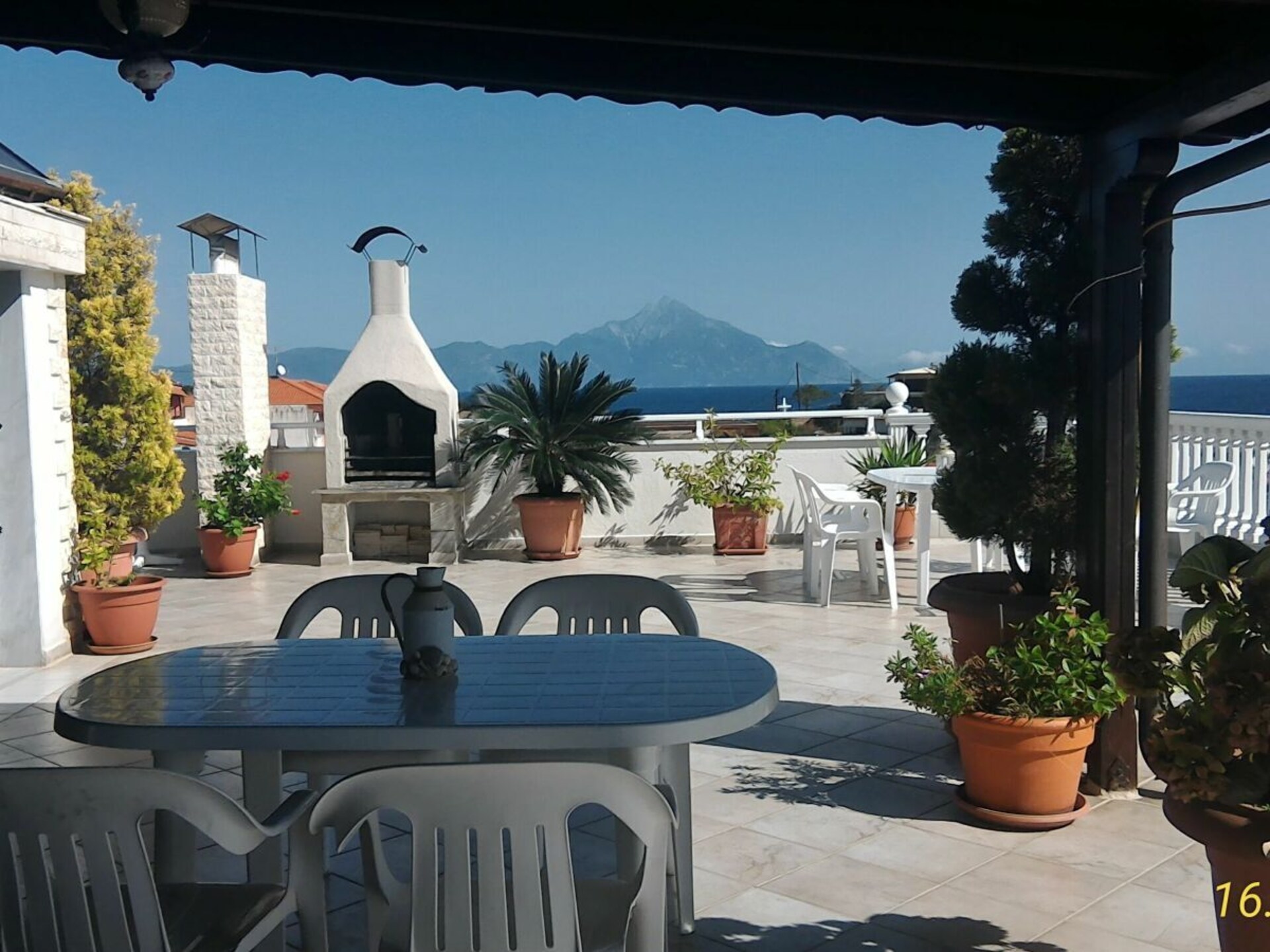 Sfeervol appartement met panoramisch dakterras nabij het strand van Sarti - foto 20