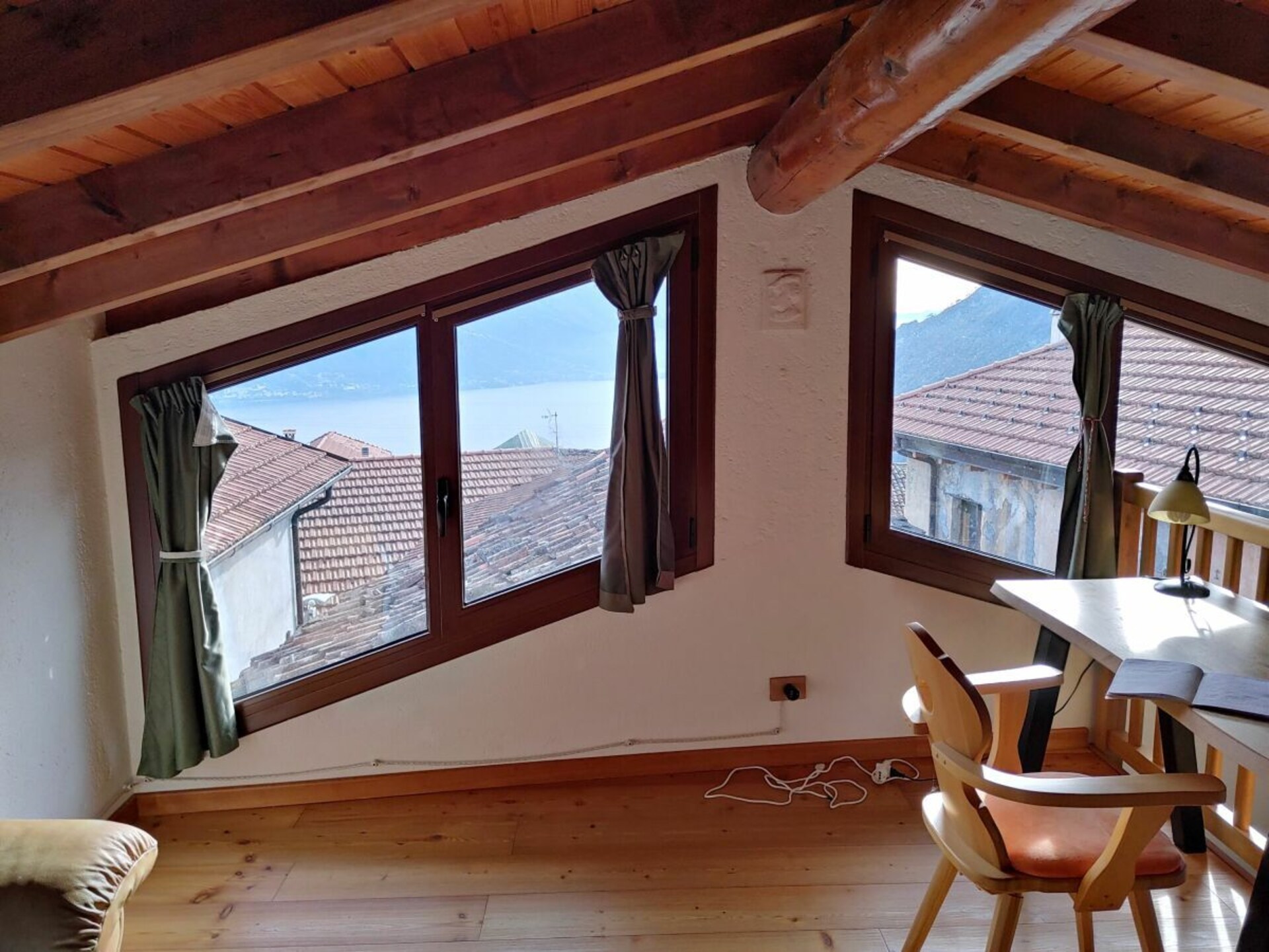 Casa Dolce: Sfeervol dorpshuis met uitzicht op het Comomeer bij Dongo - foto 10