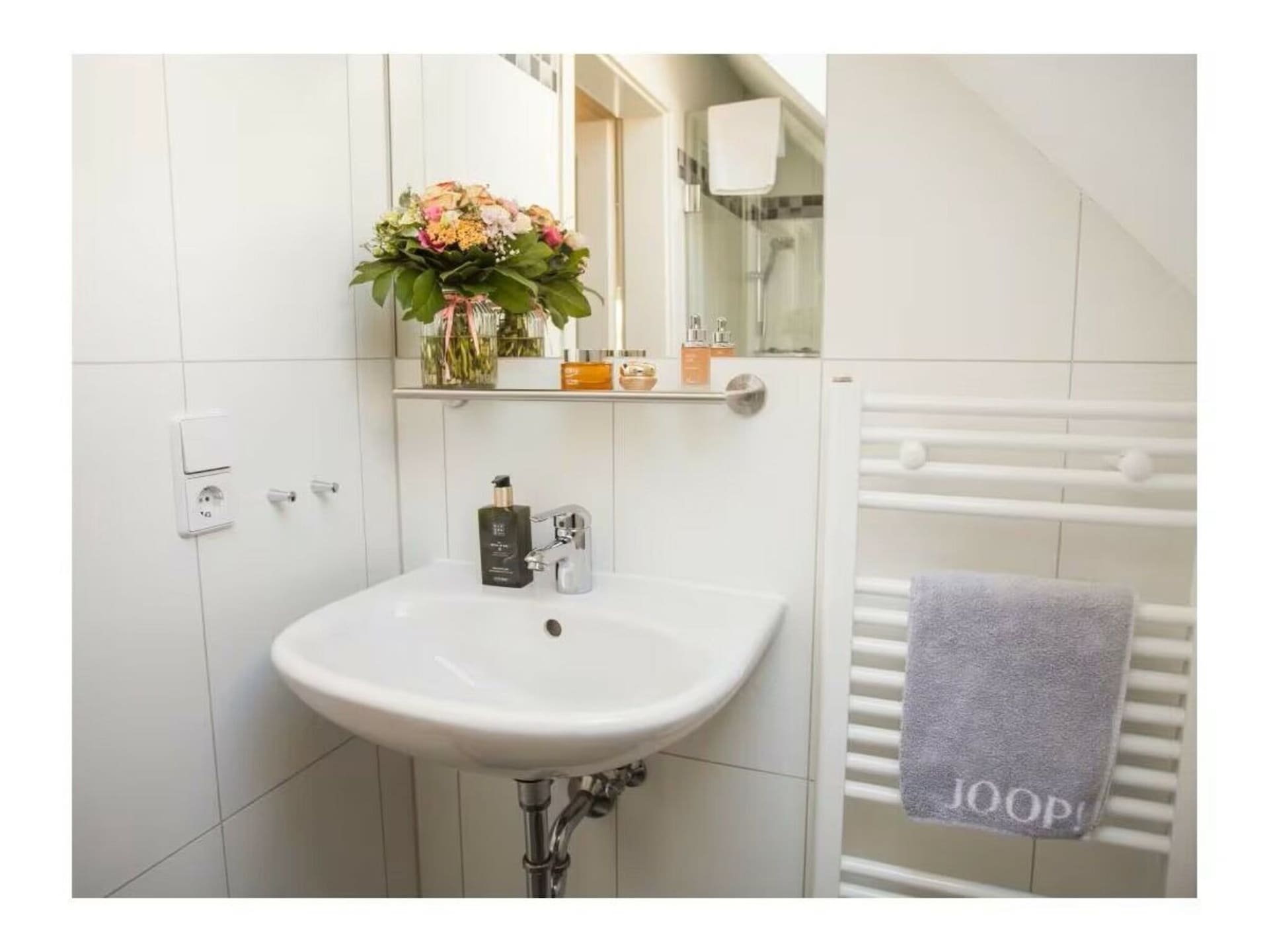 Ruim vakantiehuis met privé-sauna en whirlpool in Krummhörn - foto 16