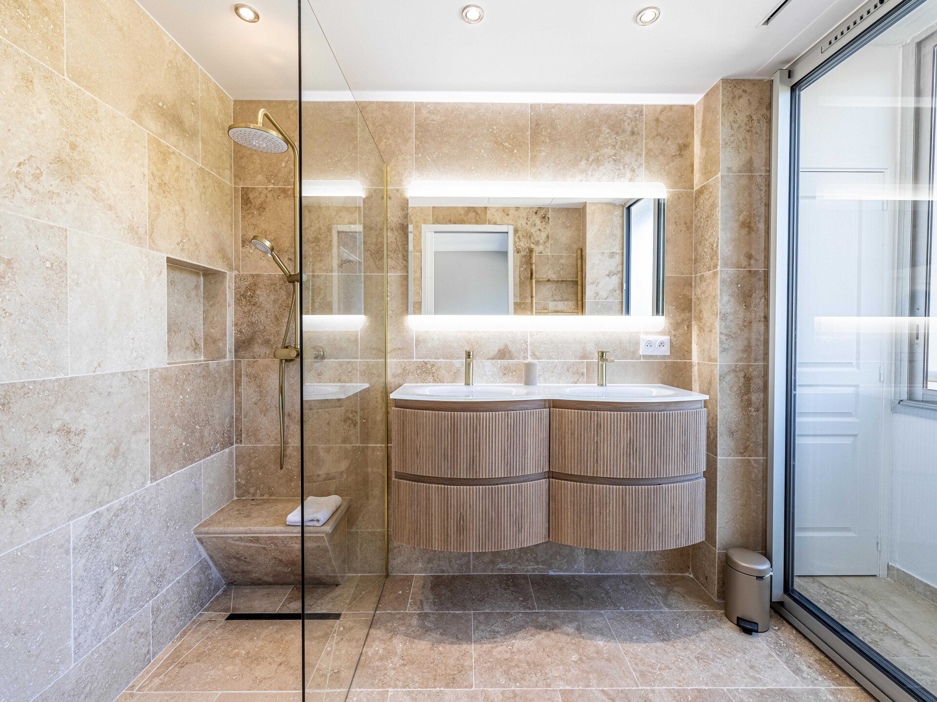 Elegant appartement met zeezicht in Cannes, 75m², 2 badkamers, balkon - foto 5