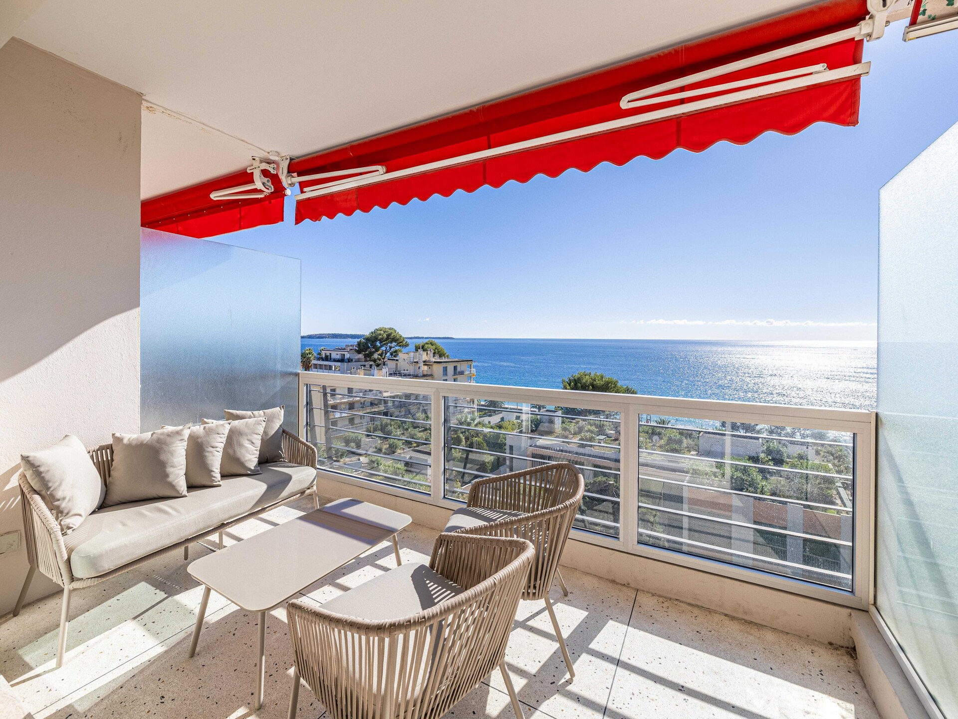 Elegant appartement met zeezicht in Cannes, 75m², 2 badkamers, balkon - foto 12