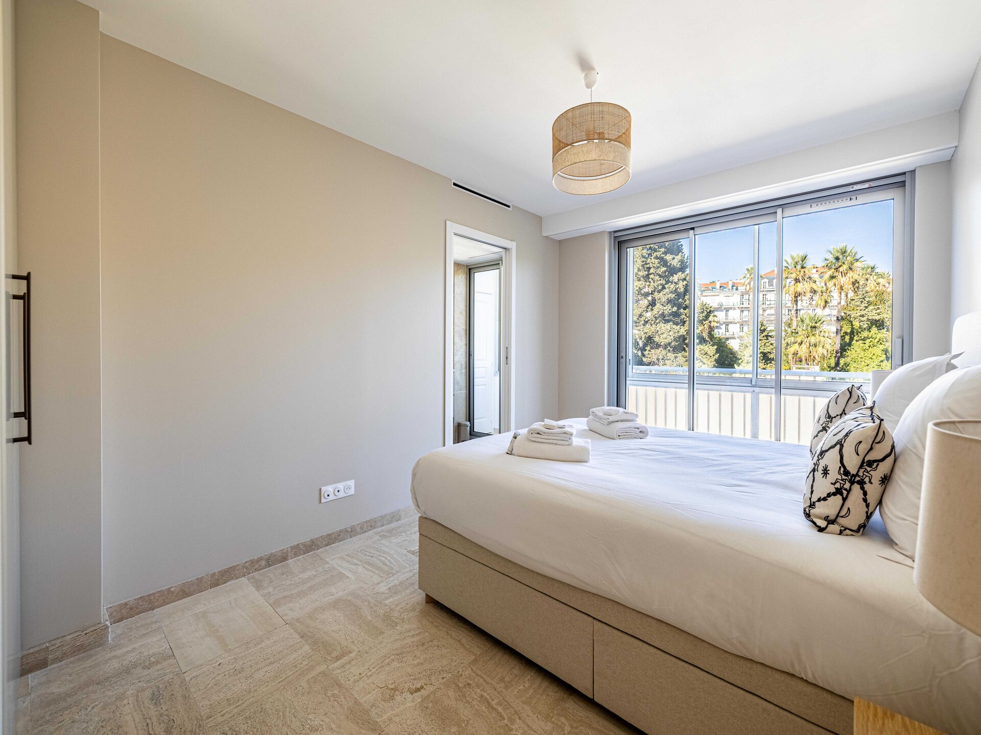 Elegant appartement met zeezicht in Cannes, 75m², 2 badkamers, balkon - foto 19