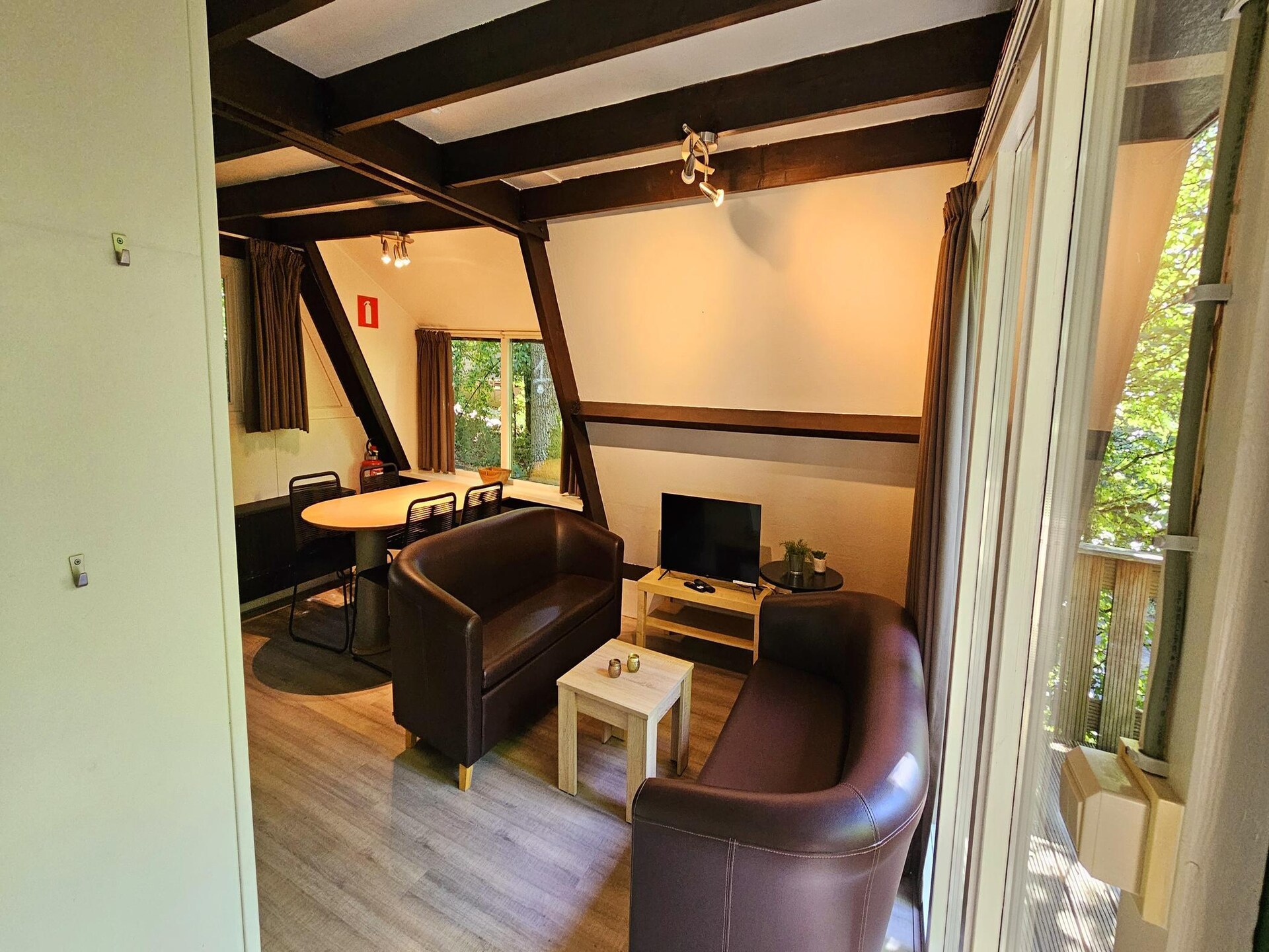 Knus chalet voor 4 aan de golfbaan in de bossen bij Durbuy - foto 5