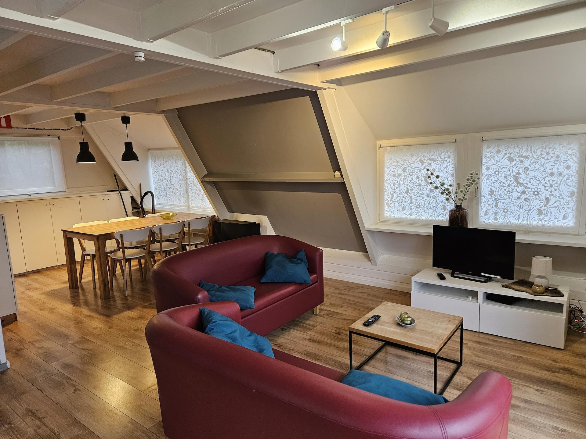 5-persoons chalet in historisch Durbuy, omheind met terras - foto 1