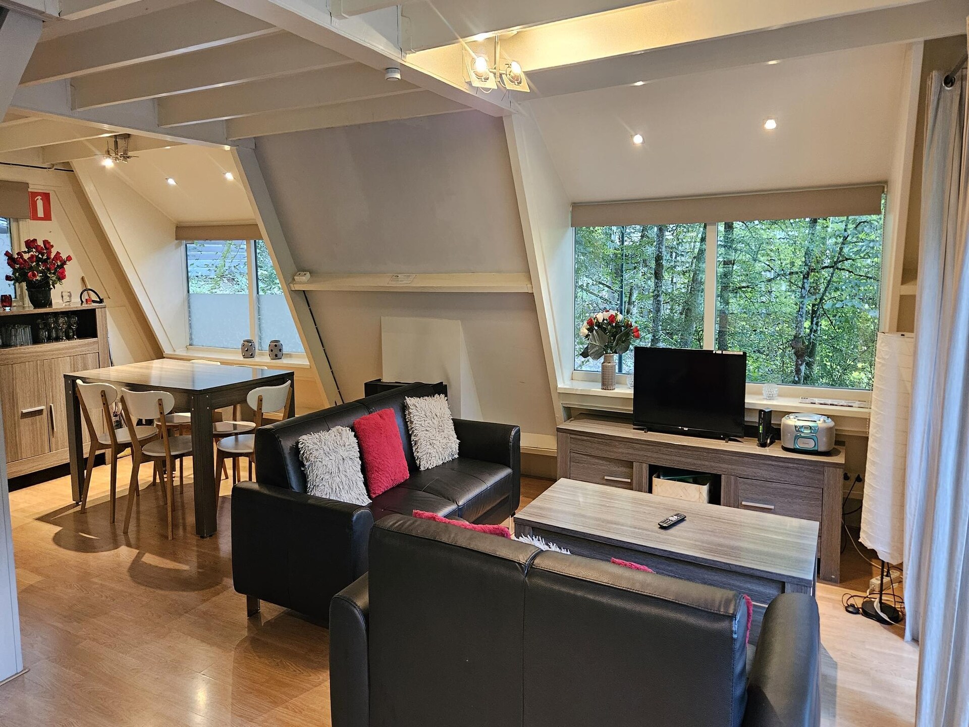 Knus 5-persoons chalet in de bossen van Durbuy met omheinde tuin - foto 1