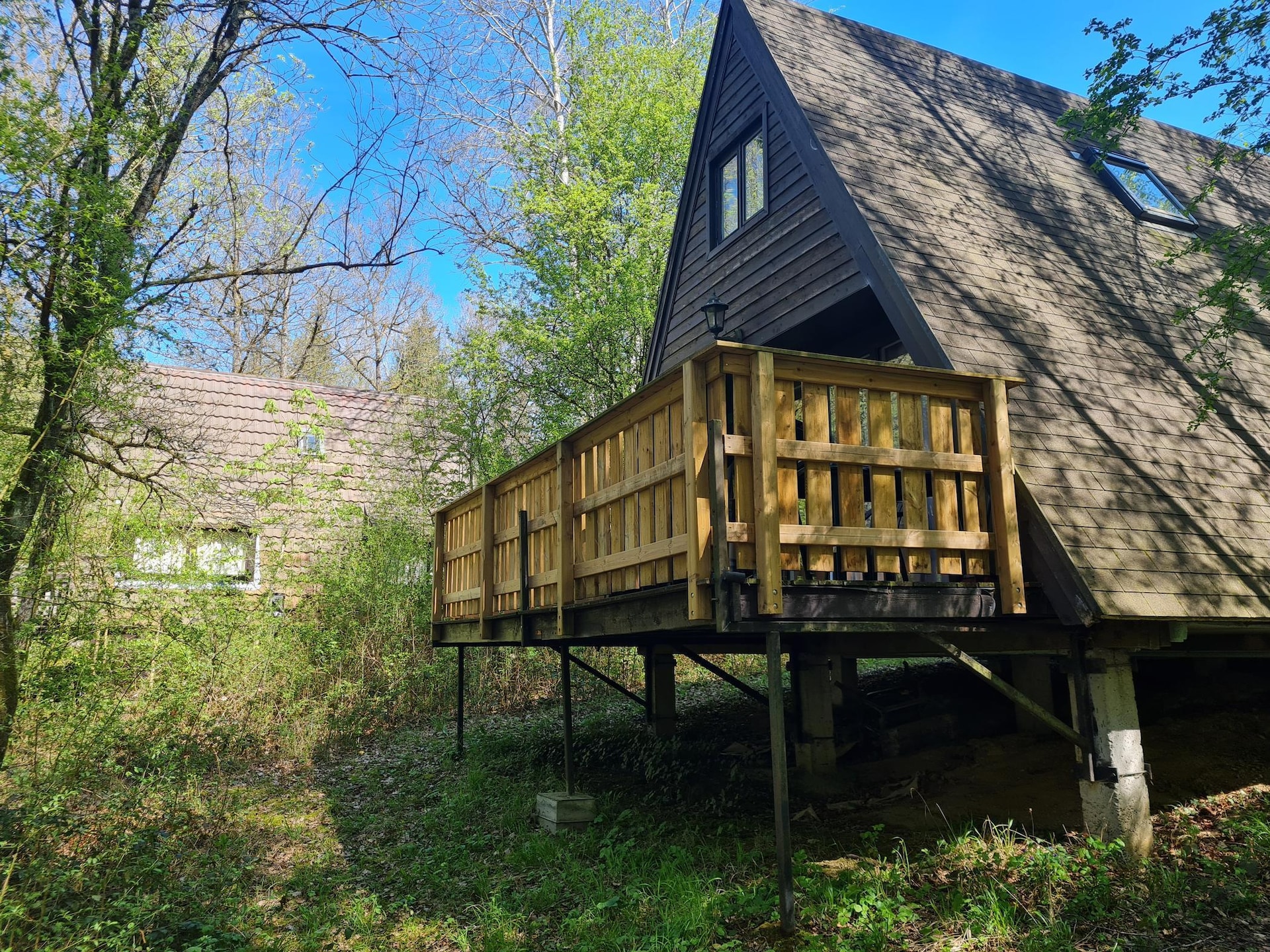 Omheind 5-persoons chalet in het hart van de Ardennen, Durbuy - foto 3