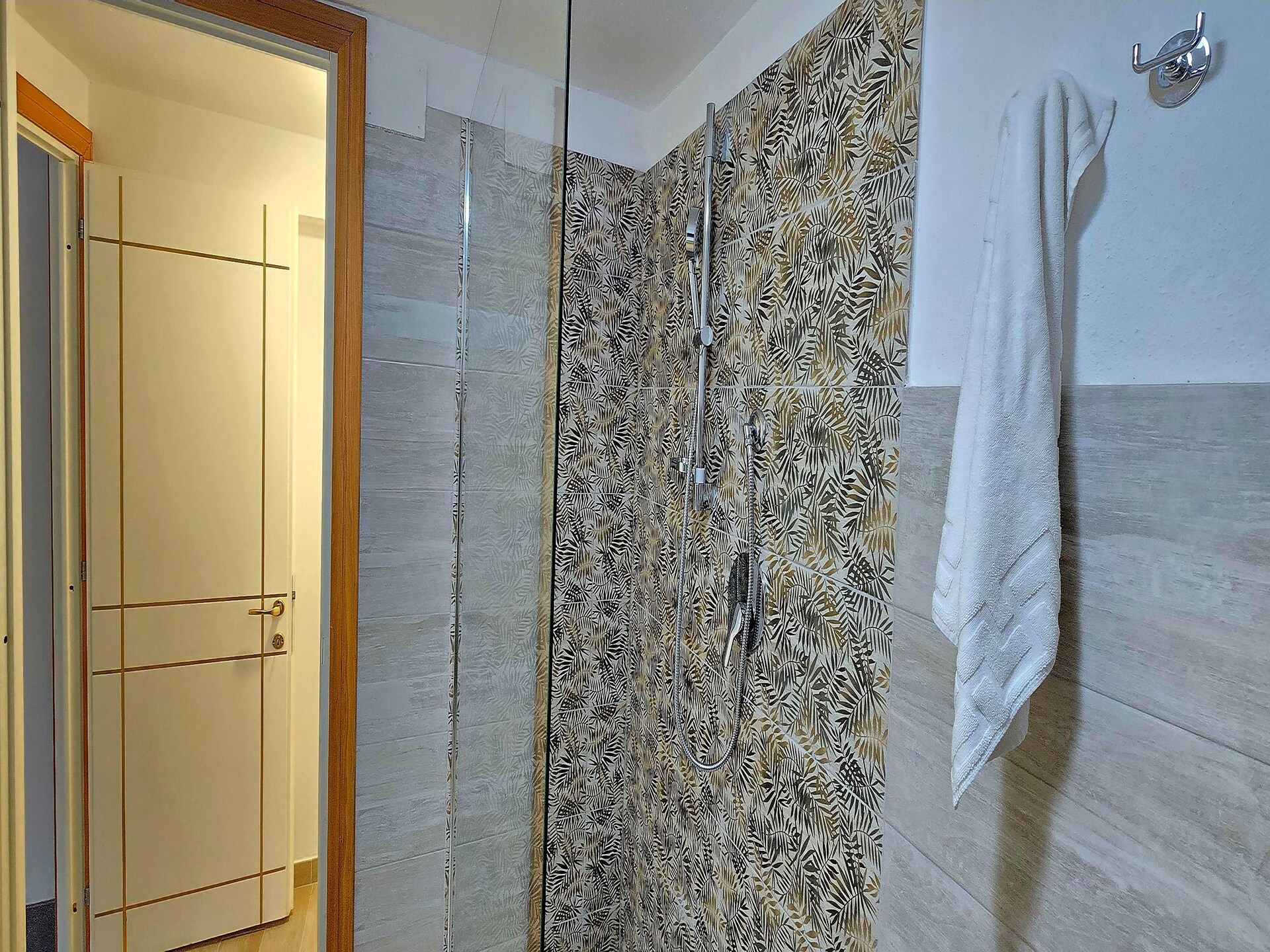 Modern appartement met panoramisch zeezicht in Castelsardo, 200m van strand - foto 6
