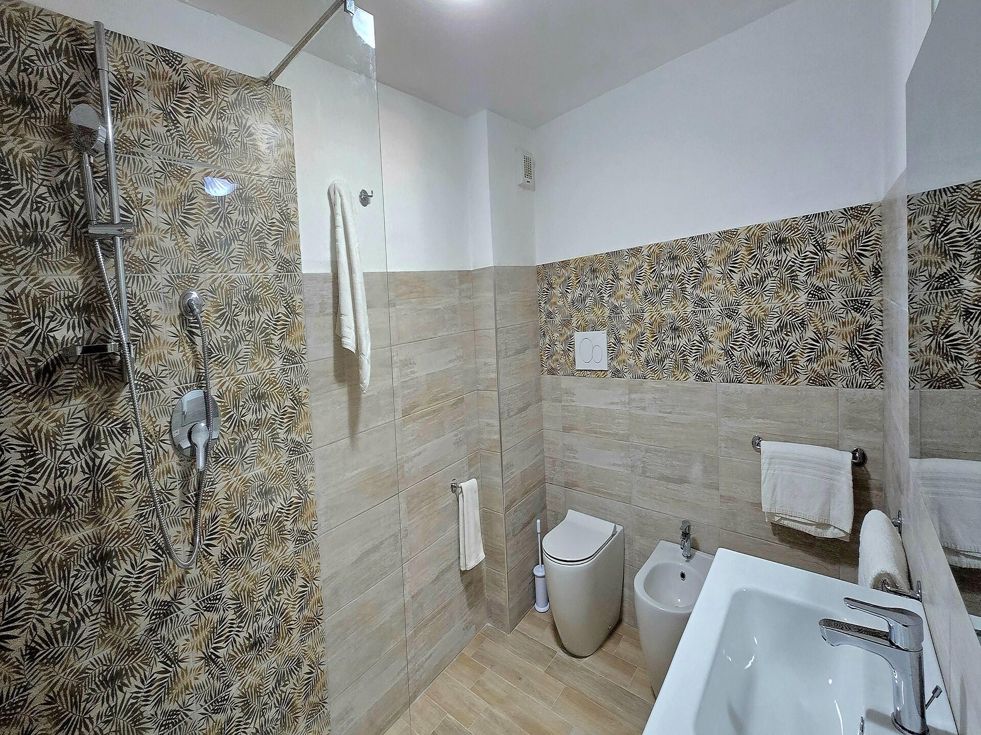 Modern appartement met panoramisch zeezicht in Castelsardo, 200m van strand - foto 8