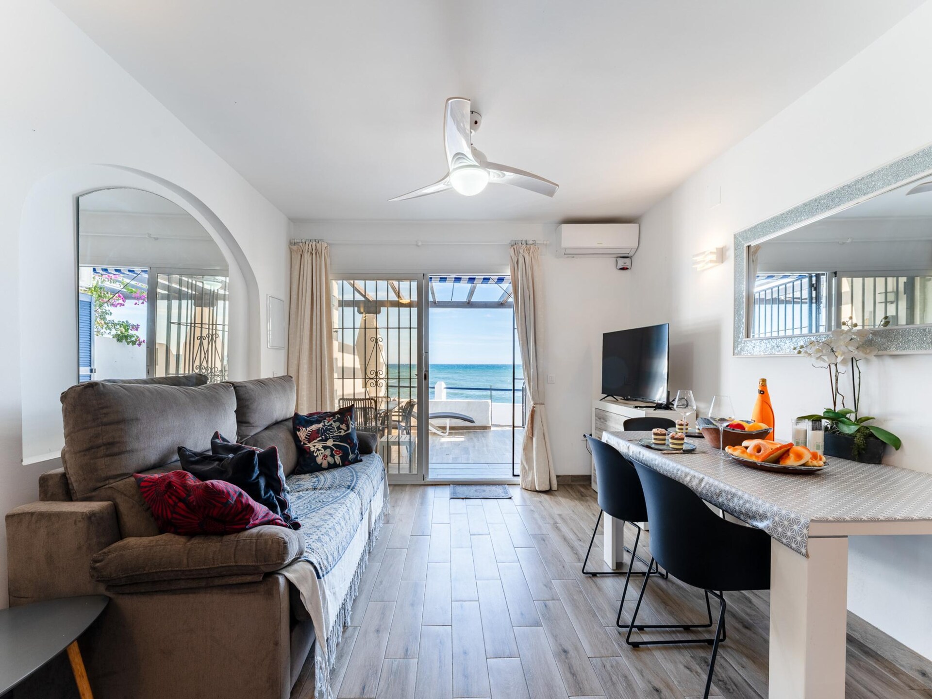 Strandappartement met directe zee-toegang en gemeenschappelijk zwembad in Calahonda - foto 2