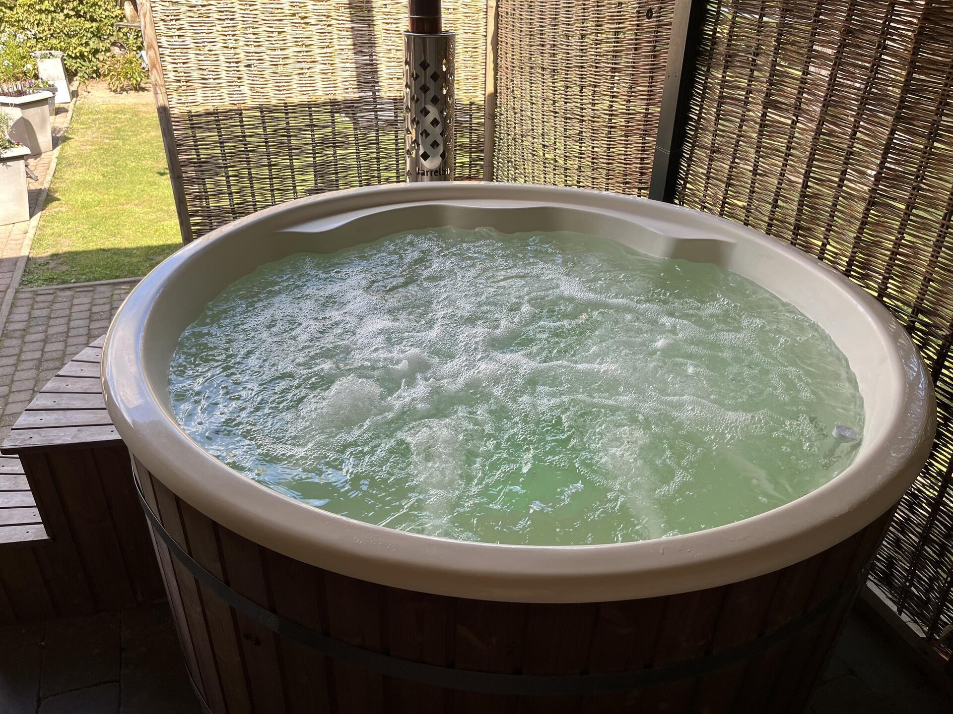Vrijstaande bungalow met jacuzzi in groen vakantiepark Ewijk - foto 7