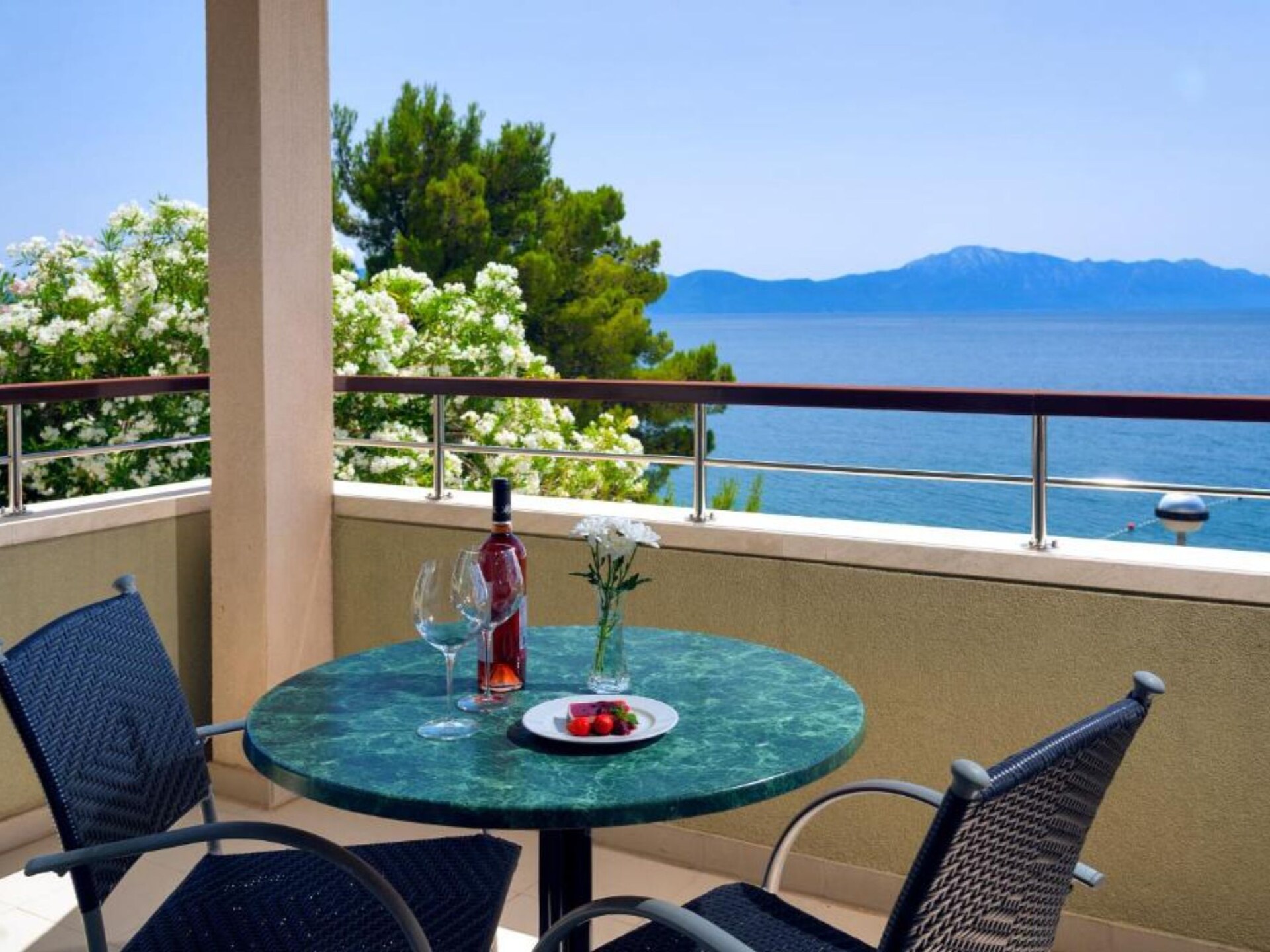 Premium kamer met bad aan de Adriatische kust in Gradac - foto 9