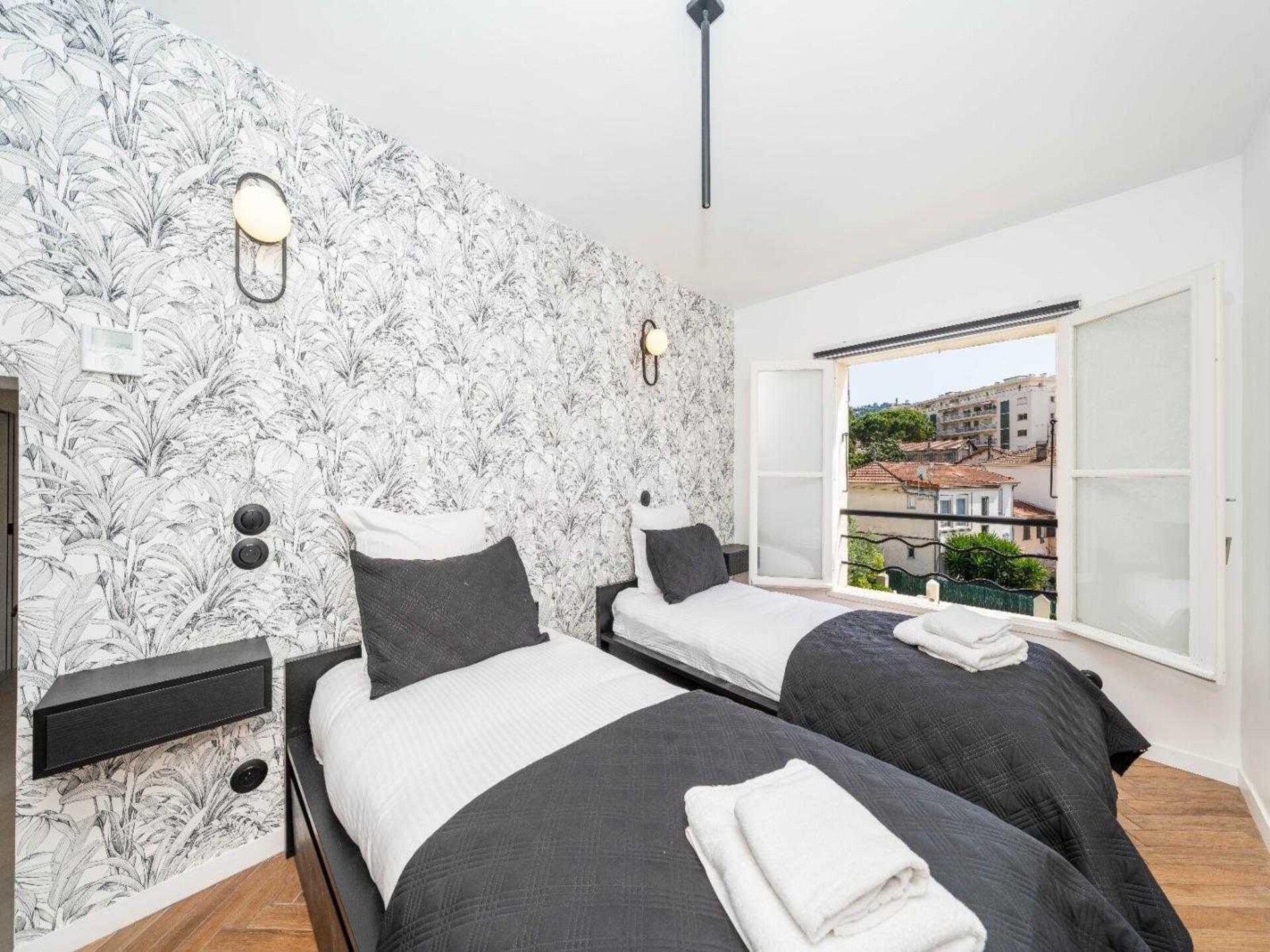 Luxe villa 240m² in Cannes met zwembad, hamam & dakterras voor 10 personen - foto 59