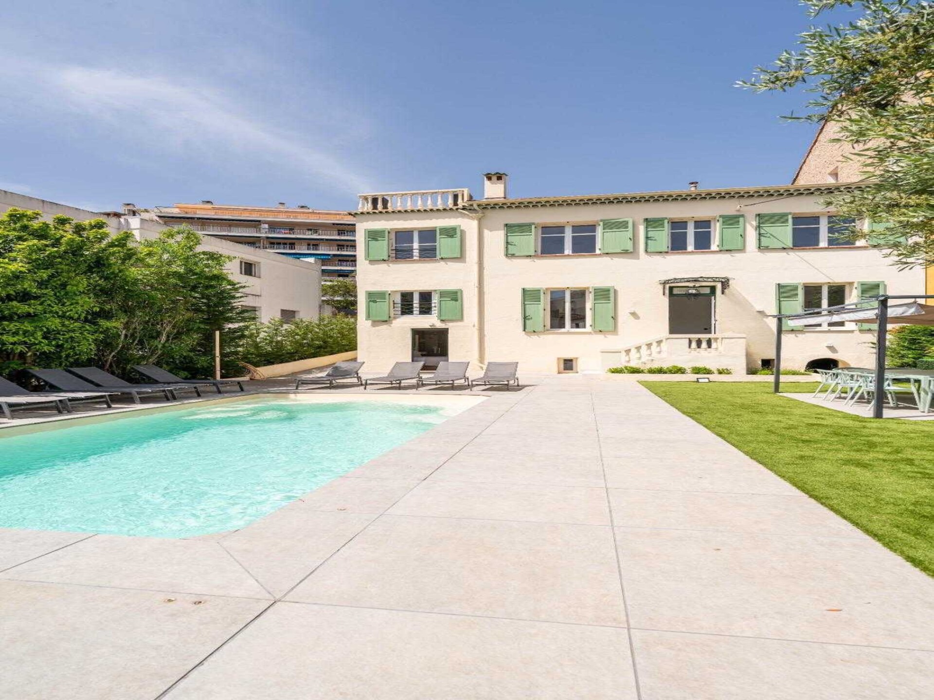 Luxe villa 240m² in Cannes met zwembad, hamam & dakterras voor 10 personen - foto 84