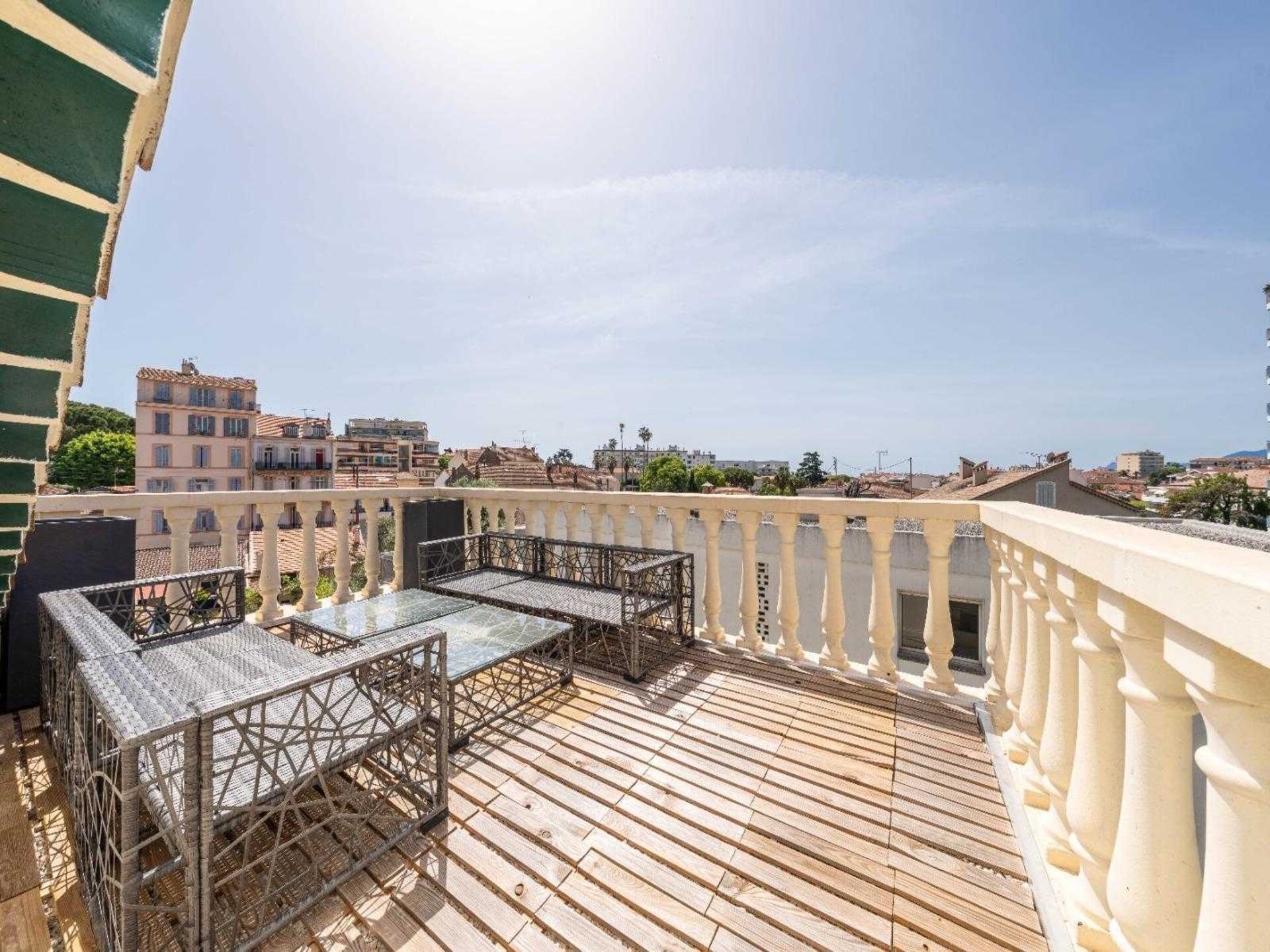Luxe villa 240m² in Cannes met zwembad, hamam & dakterras voor 10 personen - foto 101