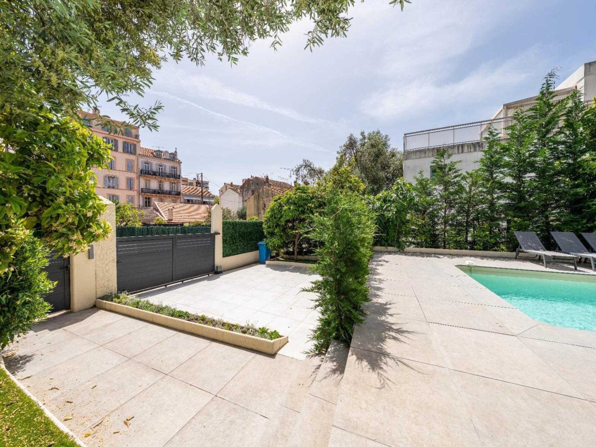 Luxe villa 240m² in Cannes met zwembad, hamam & dakterras voor 10 personen - foto 102