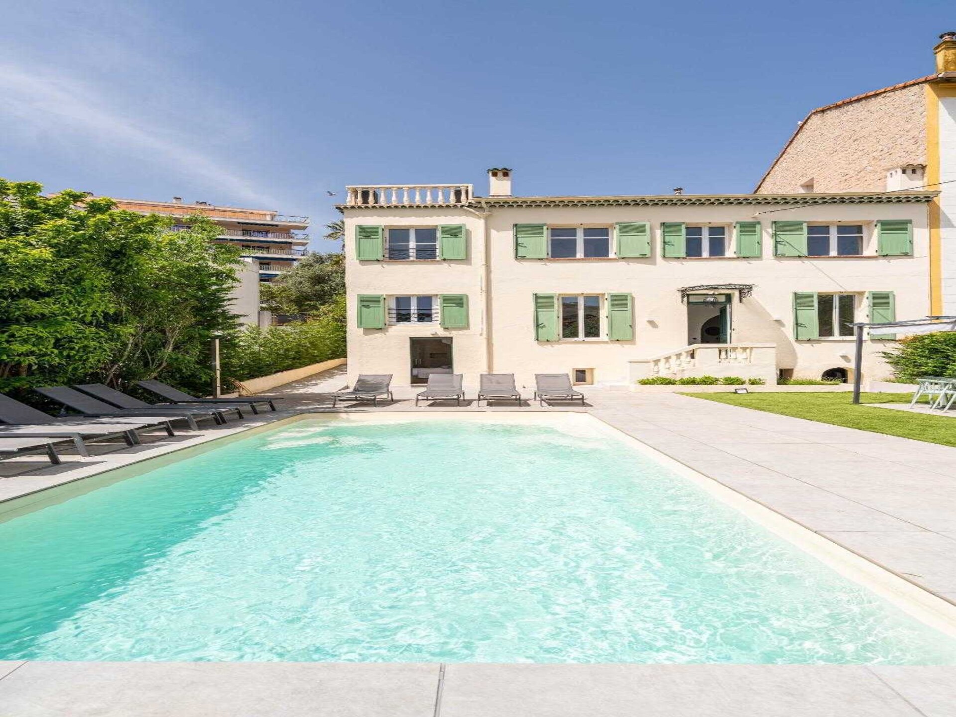 Luxe villa 240m² in Cannes met zwembad, hamam & dakterras voor 10 personen - foto 114