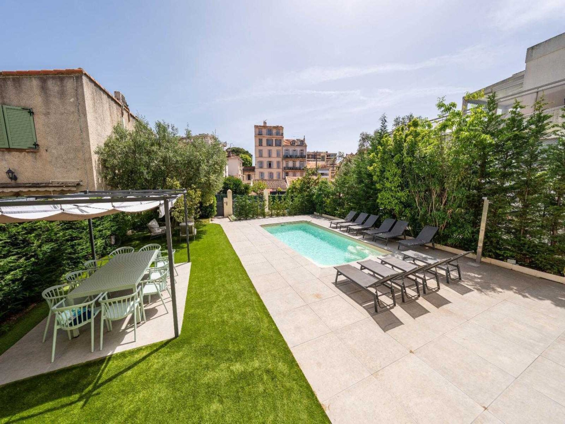 Luxe villa 240m² in Cannes met zwembad, hamam & dakterras voor 10 personen - foto 124
