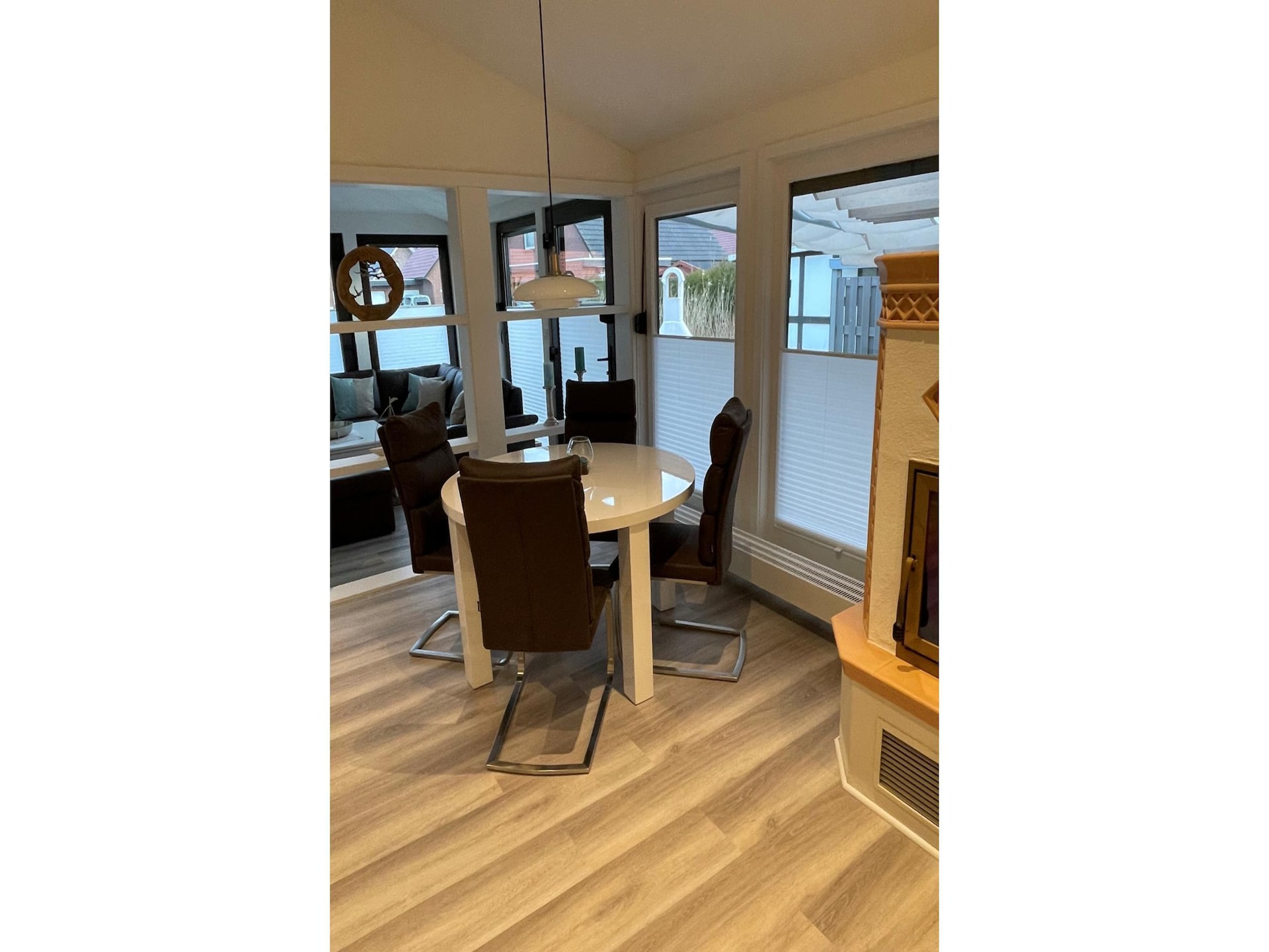 Op 1,1 km van zee: Charmante vakantiebungalow in Burhave - foto 5