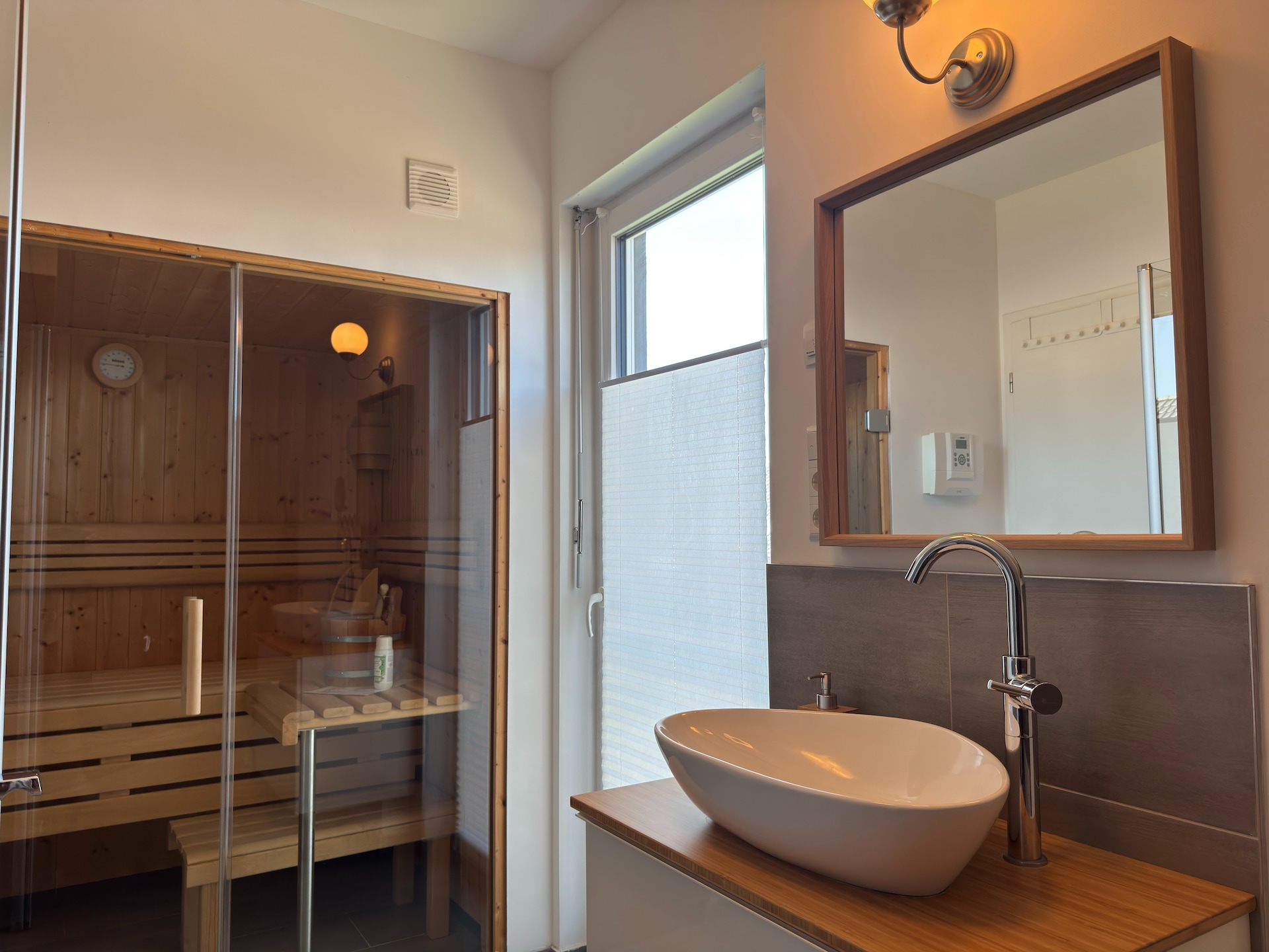 6-persoons modern appartement in Burhave op 1 km van zee - foto 4
