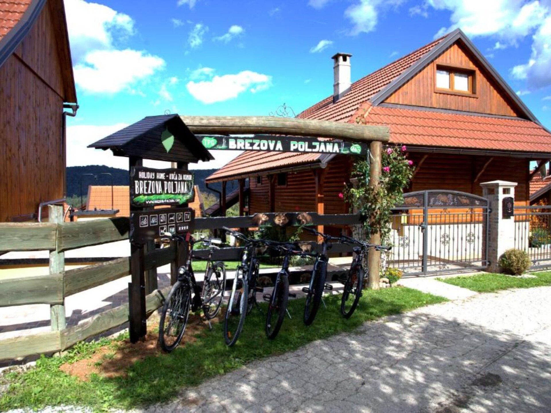 Brezova Poljana Lodge: Sauna, Hot-Tub & 5 Slaapkamers in de Natuur - foto 24