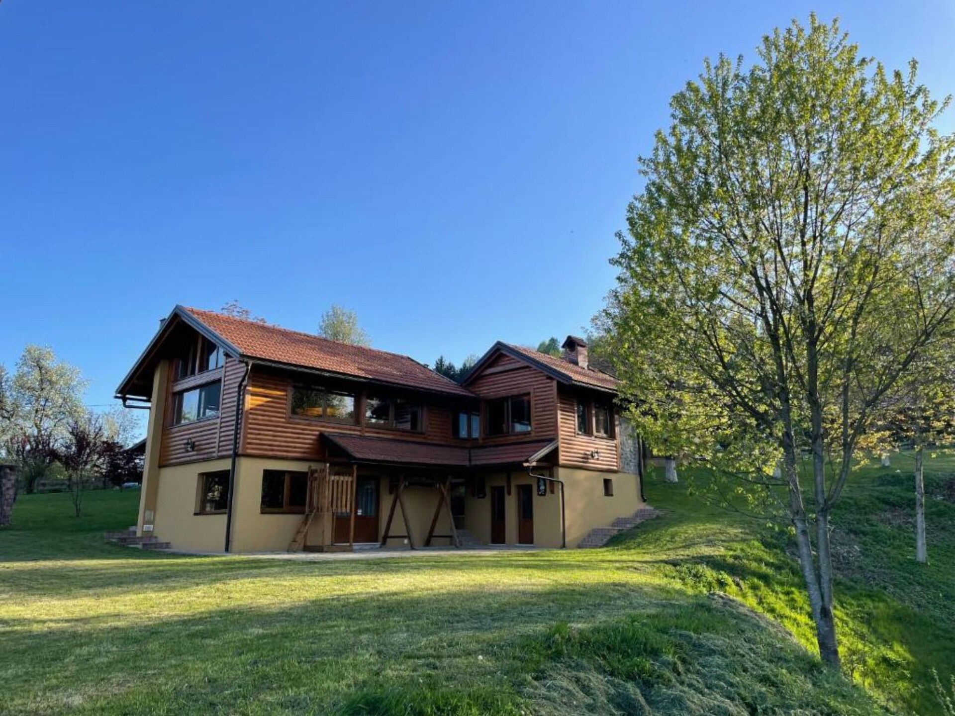 Brezova Poljana Lodge: Sauna, Hot-Tub & 5 Slaapkamers in de Natuur - foto 20