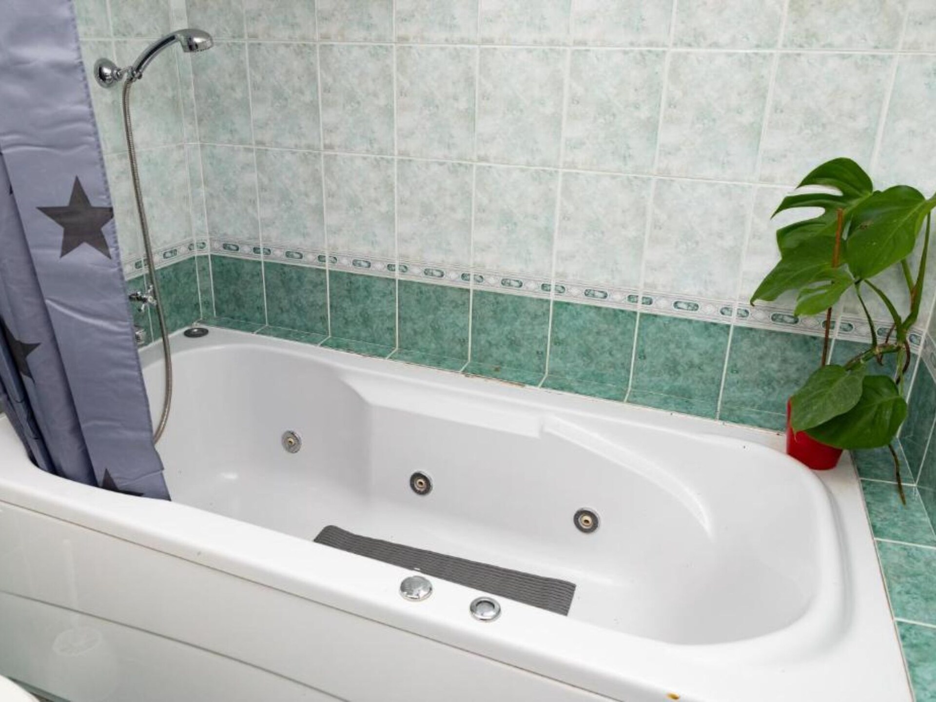 Knus verblijf voor 3 in Osijek met ontbijt, WiFi en huisdier toegestaan - foto 18