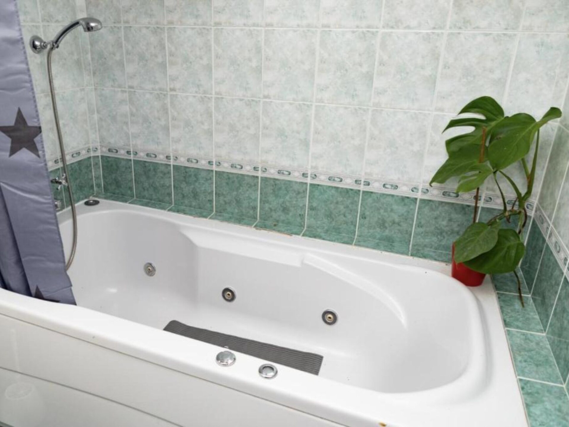 Knus verblijf voor 3 in Osijek met ontbijt, WiFi en huisdier toegestaan - foto 24